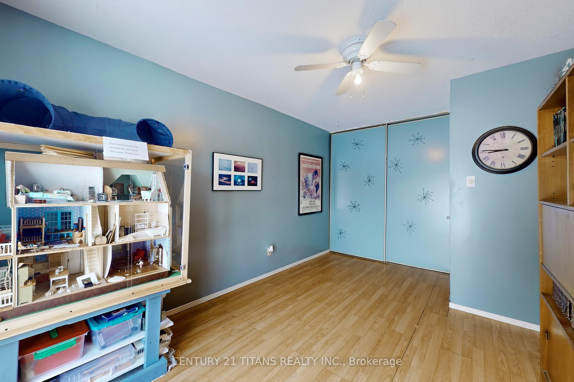 Photo 23 of 17 Newlyn Crescent, Brampton, Brampton North — HOMEH