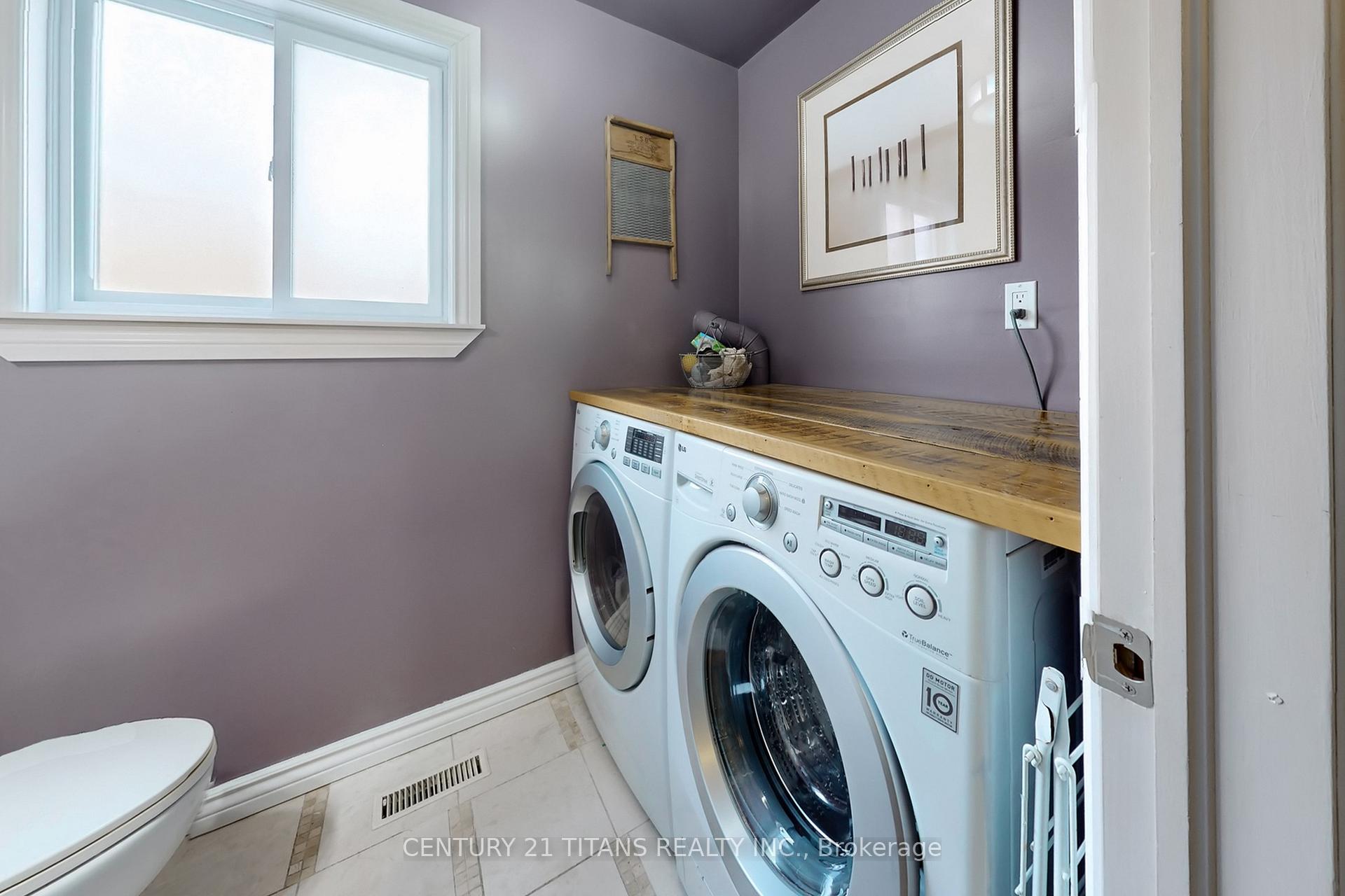 Photo 25 of 17 Newlyn Crescent, Brampton, Brampton North — HOMEH
