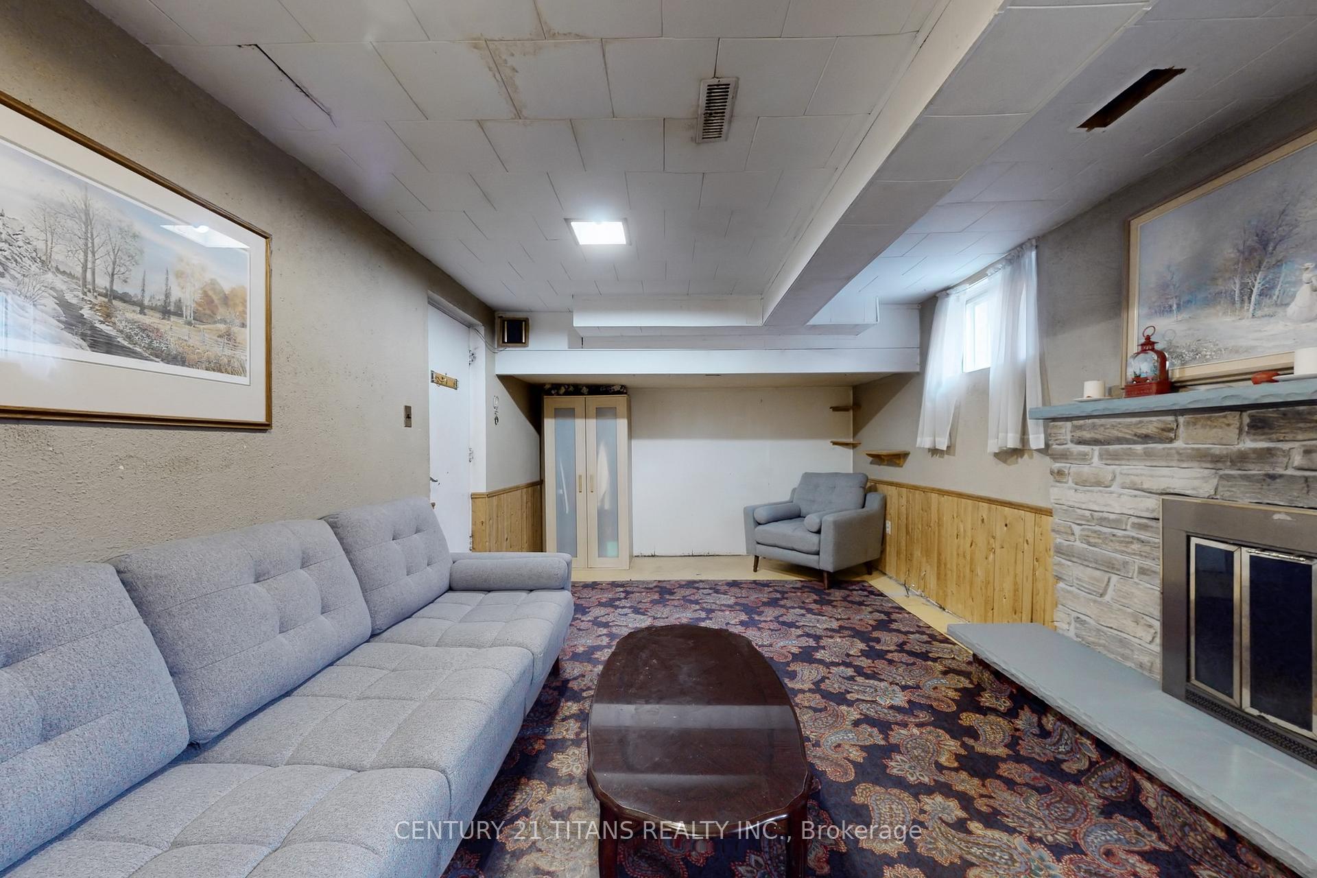 Photo 27 of 17 Newlyn Crescent, Brampton, Brampton North — HOMEH