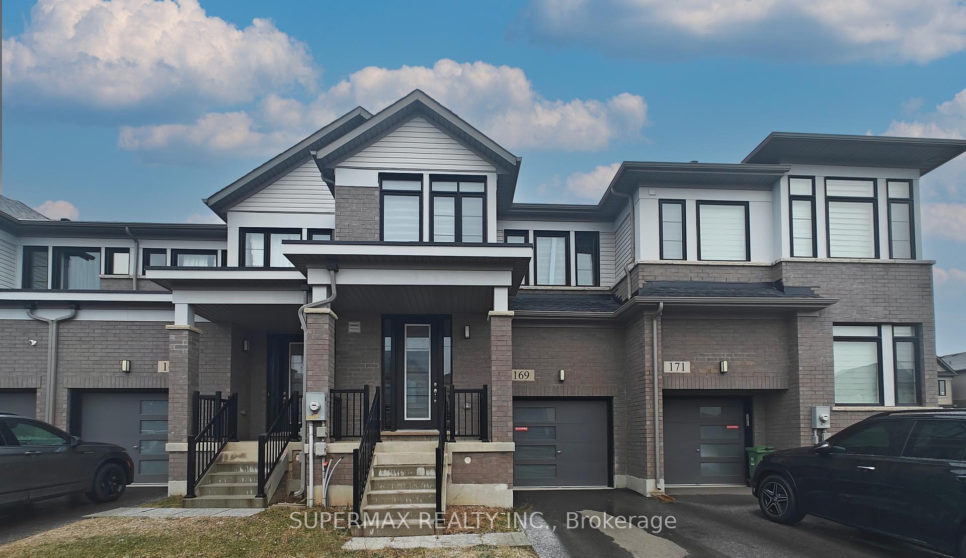 Photo 8 of 169 Freedom Crescent, Hamilton, Mount Hope — HOMEH