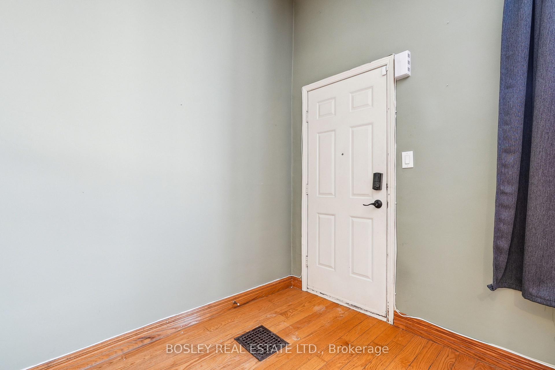 Photo 6 of 212 Sherman Avenue N, Hamilton, Gibson — HOMEH