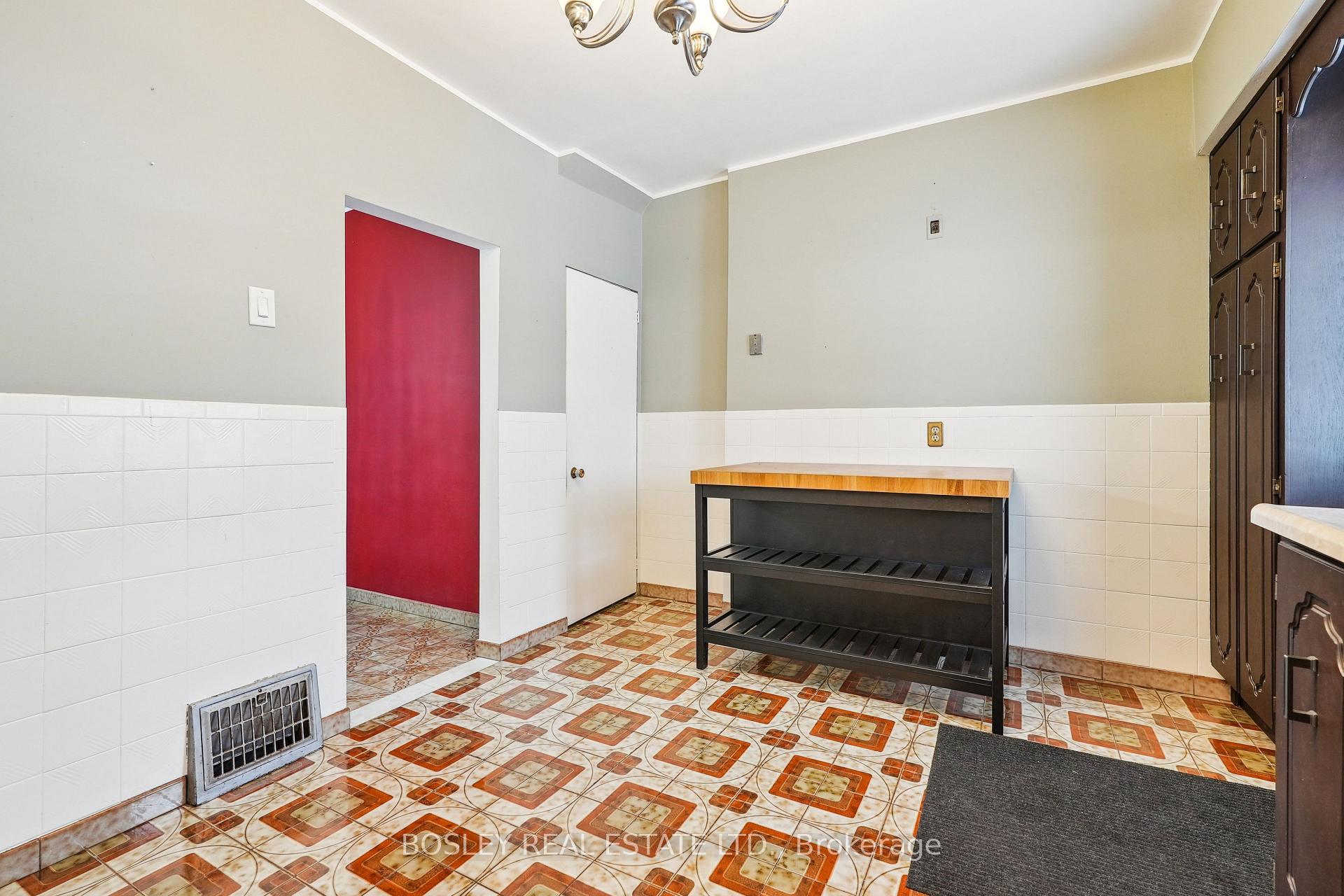 Photo 19 of 212 Sherman Avenue N, Hamilton, Gibson — HOMEH