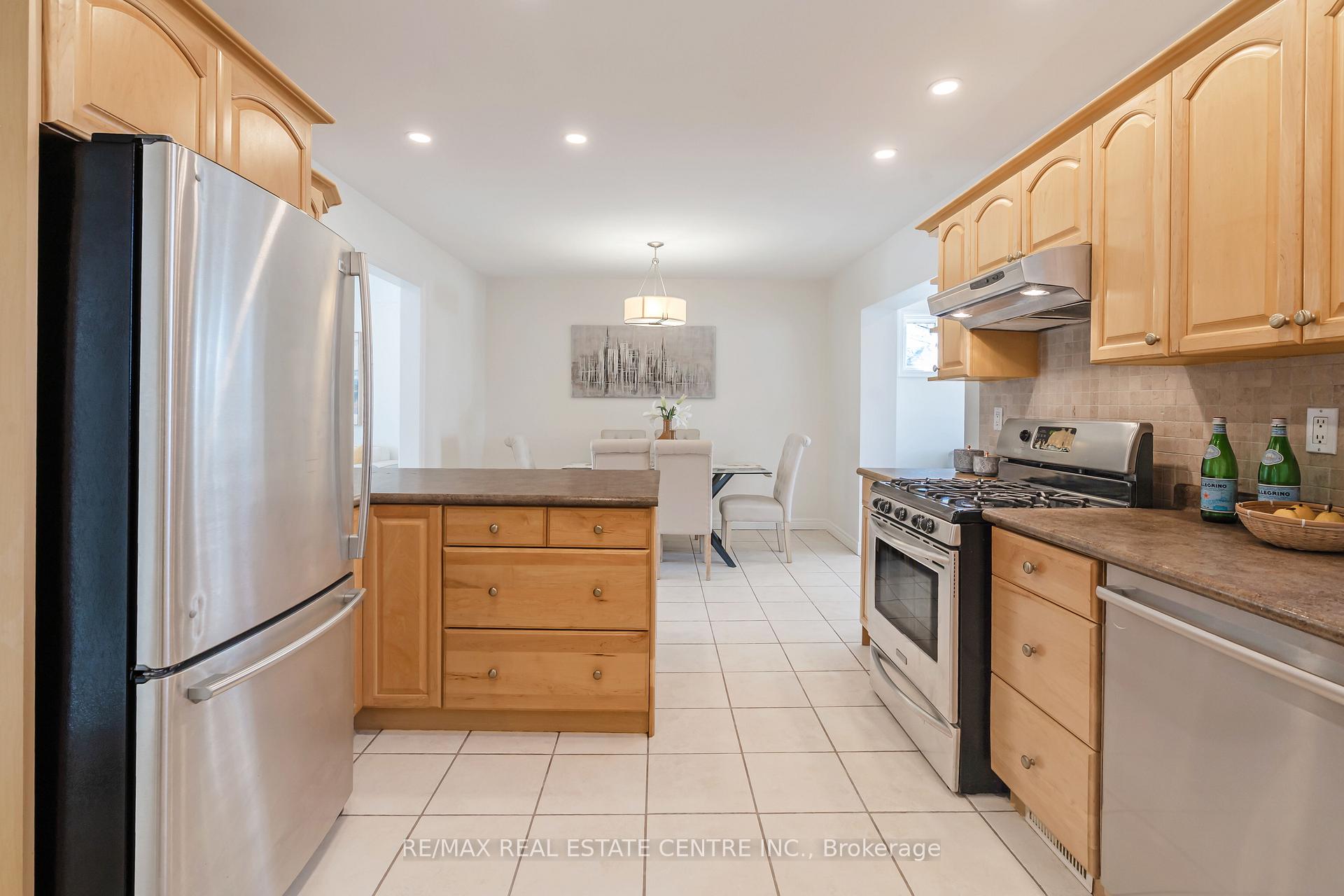 Photo 32 of 76 Cloverhill Road, Hamilton, Southam — HOMEH