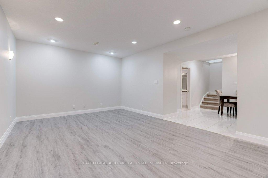 Photo 87 of 5 Mansion Court, Hamilton, Lisgar — HOMEH