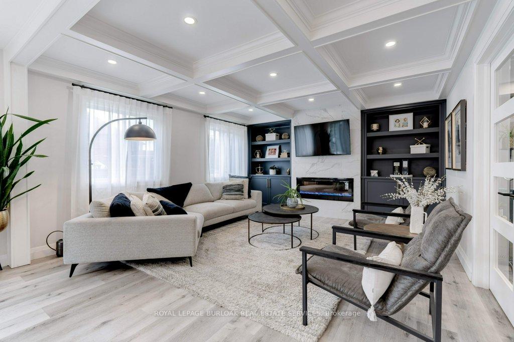 Photo 12 of 5 Mansion Court, Hamilton, Lisgar — HOMEH