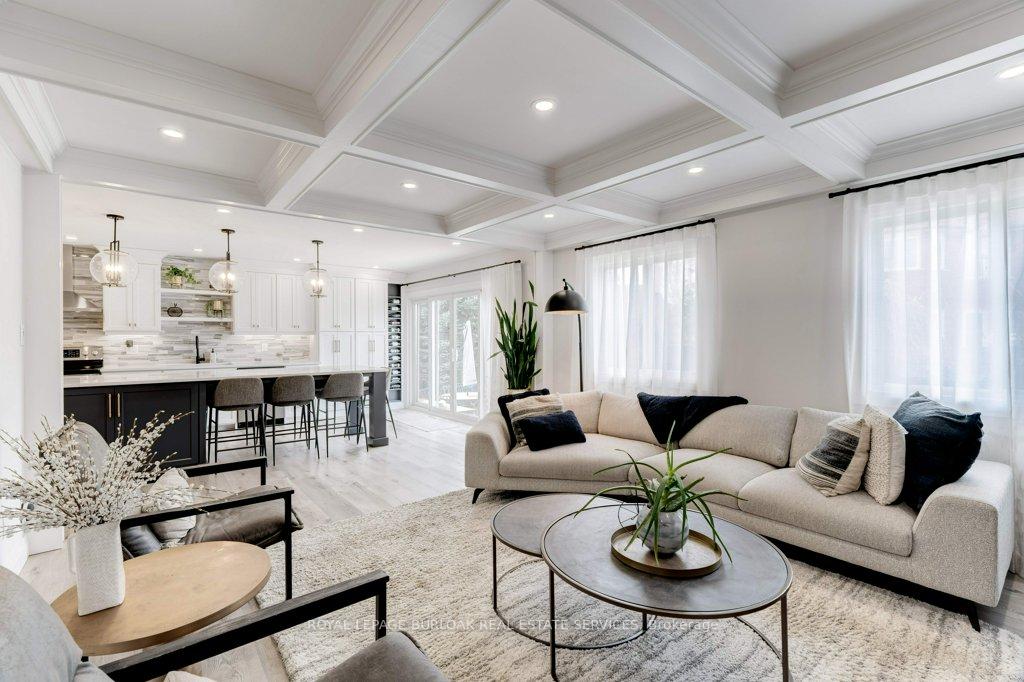 Photo 15 of 5 Mansion Court, Hamilton, Lisgar — HOMEH