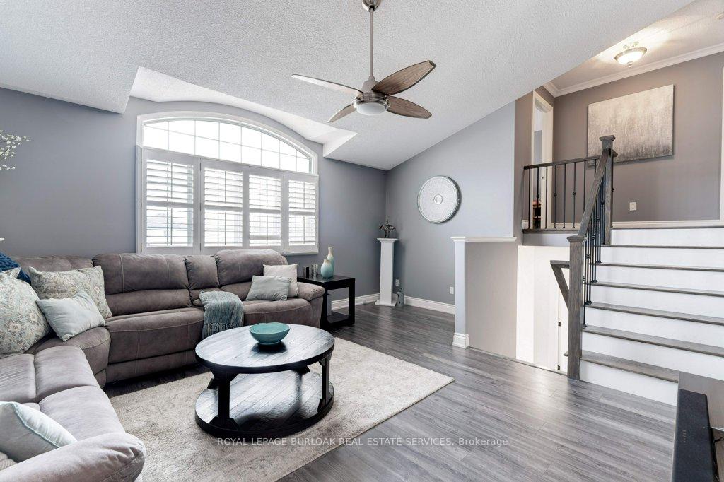 Photo 23 of 5 Mansion Court, Hamilton, Lisgar — HOMEH
