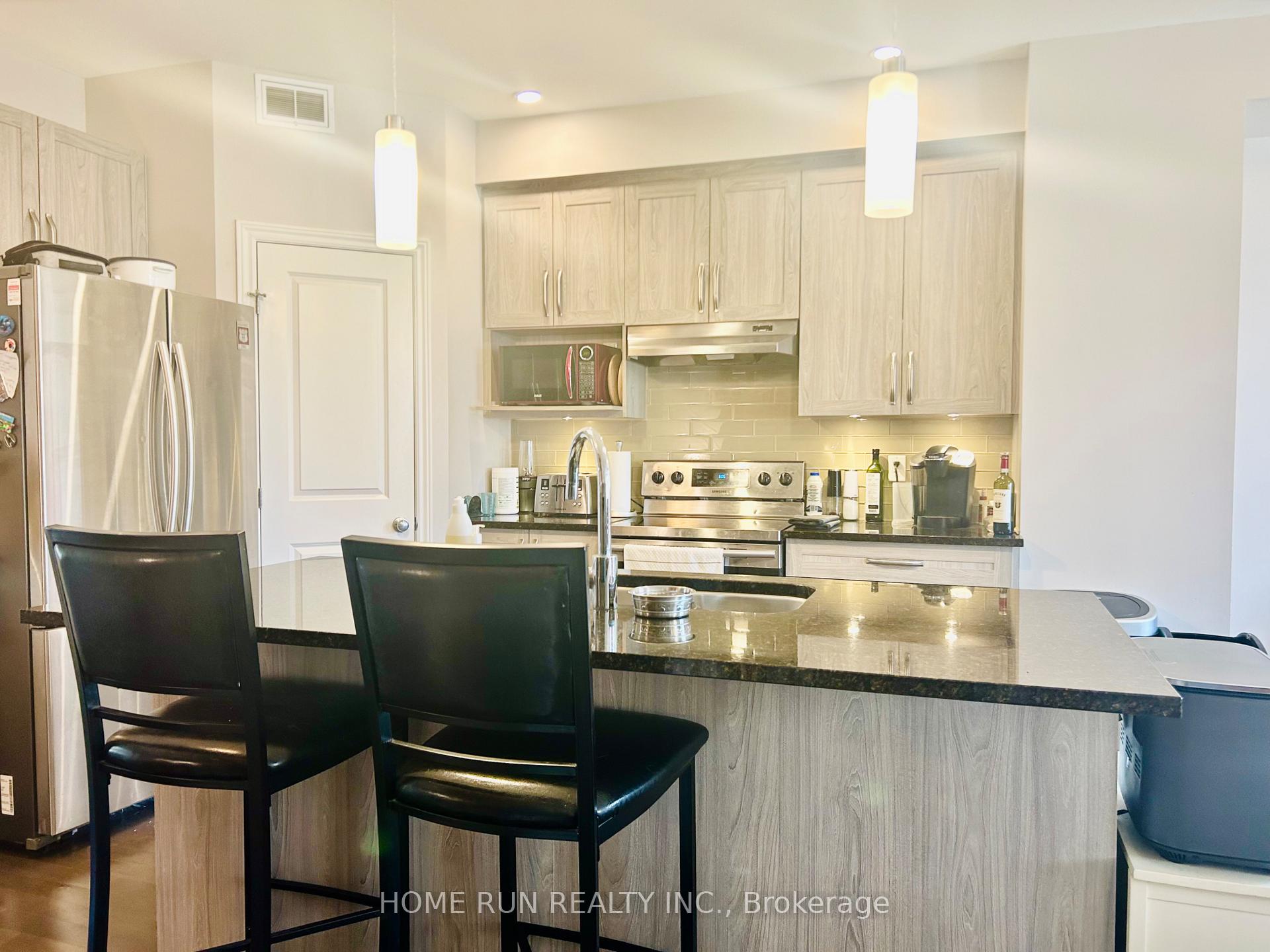 Photo 6 of 243 Brambling Way, Ottawa, Barrhaven - Half Moon Bay — HOMEH
