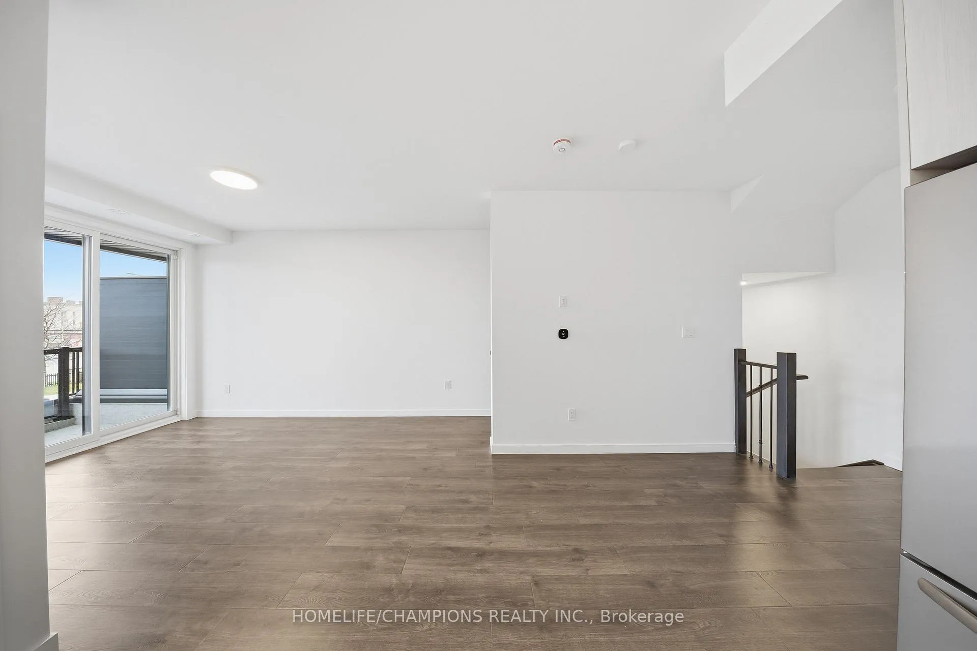 Photo 11 of Unit 14, 3175 Denison st Street, Markham, Middlefield — HOMEH