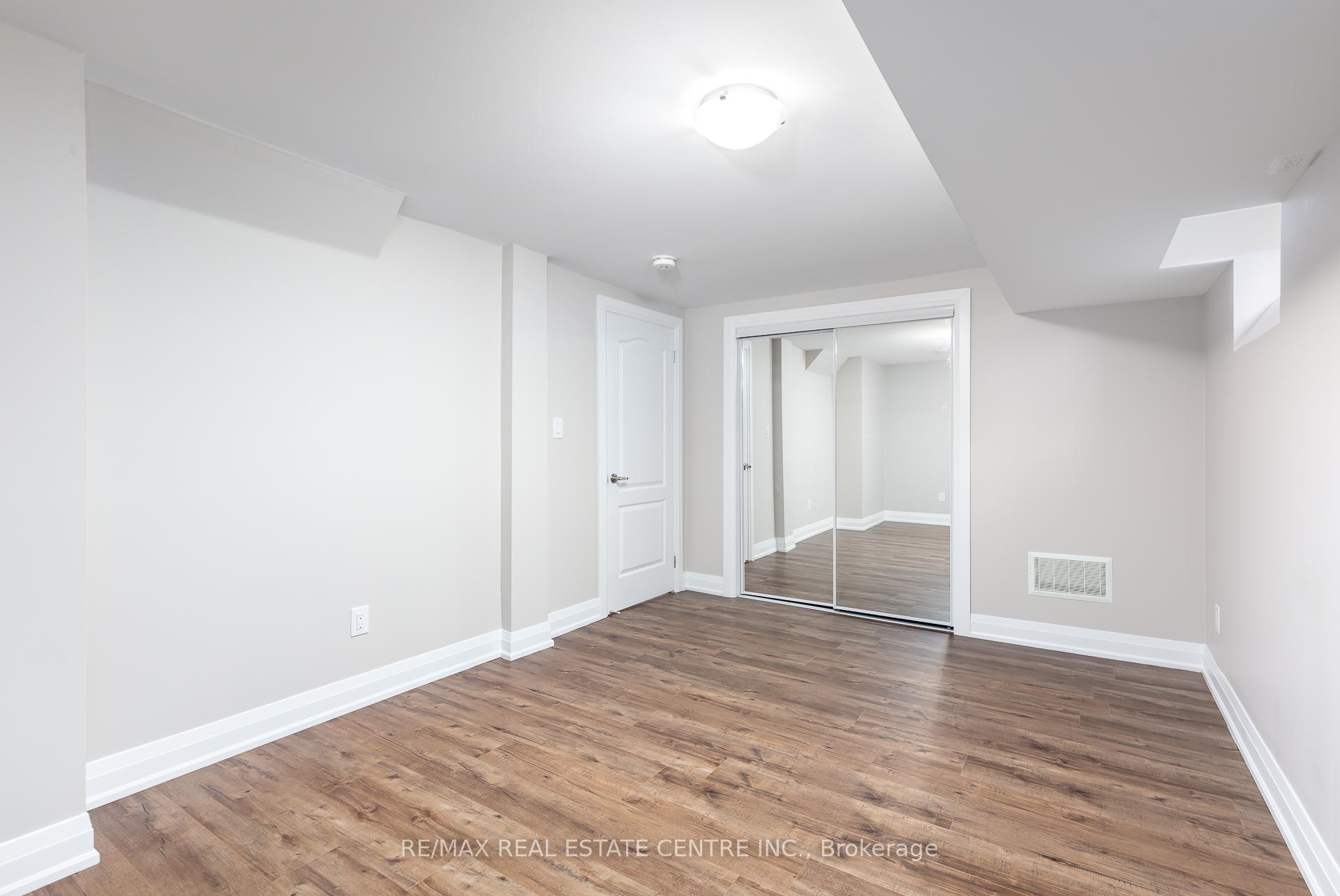 Photo 86 of 10 Bowsfield Drive, Brampton, Vales of Castlemore — HOMEH
