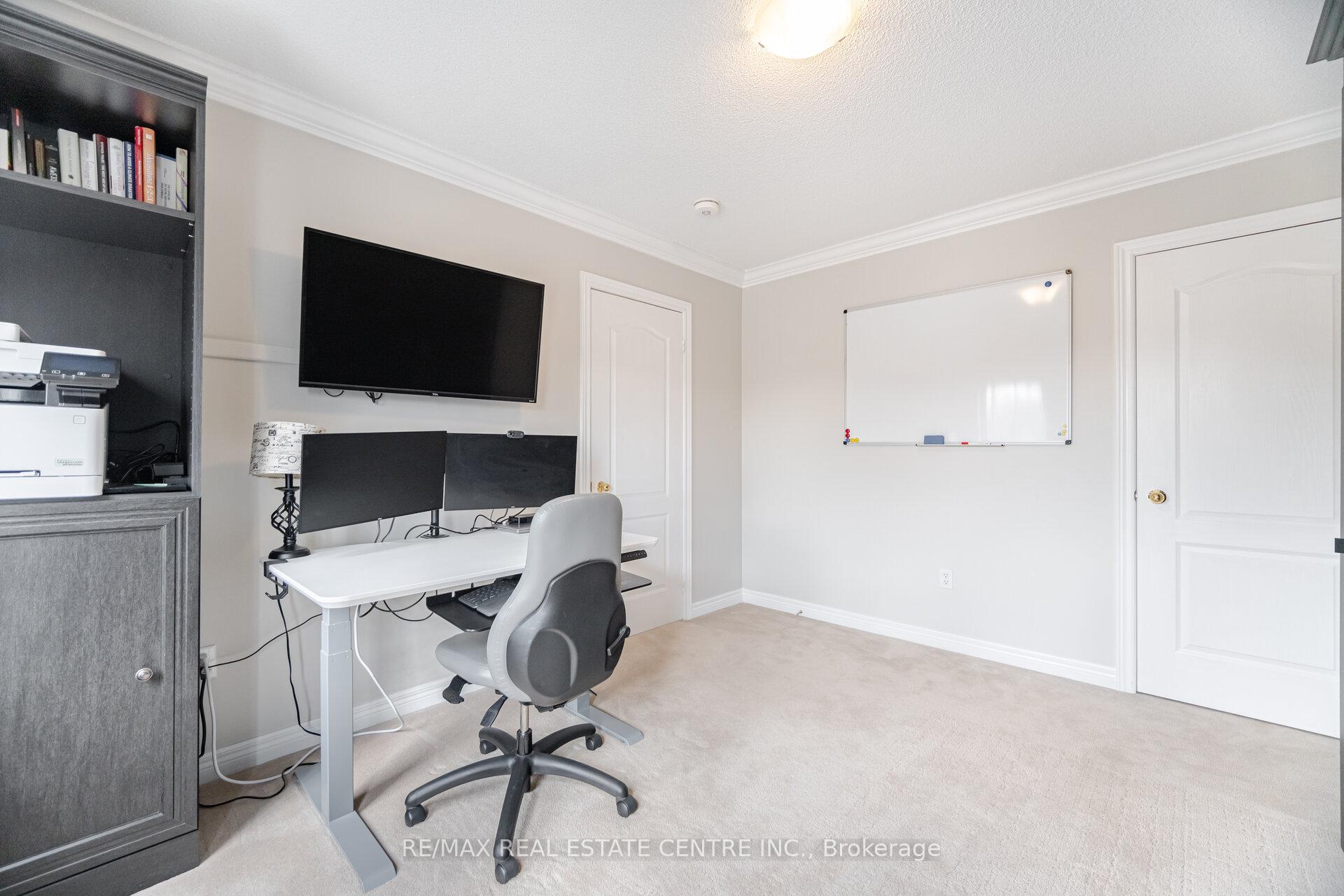 Photo 58 of 10 Bowsfield Drive, Brampton, Vales of Castlemore — HOMEH