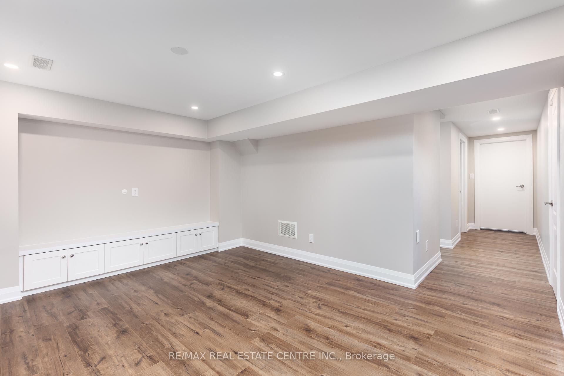 Photo 93 of 10 Bowsfield Drive, Brampton, Vales of Castlemore — HOMEH