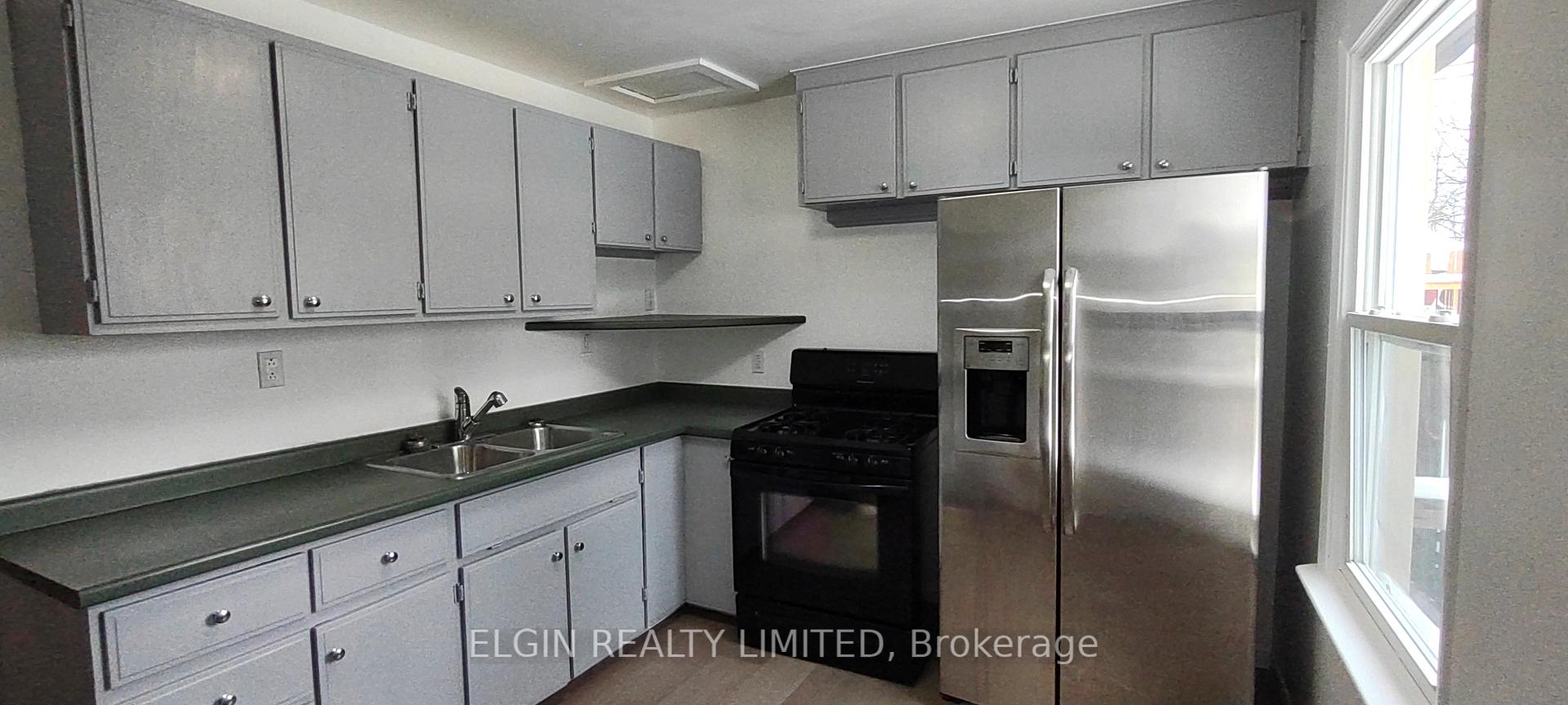 Photo 3 of 31 Owaissa Street, St. Thomas — HOMEH