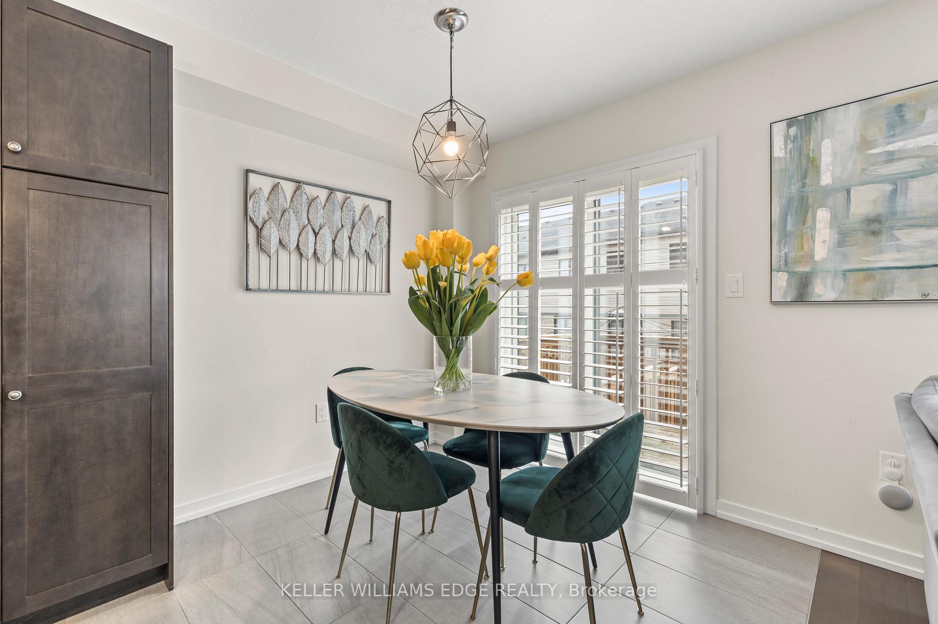 Photo 13 of 3 Pagebrook Crescent, Hamilton, Stoney Creek Mountain — HOMEH