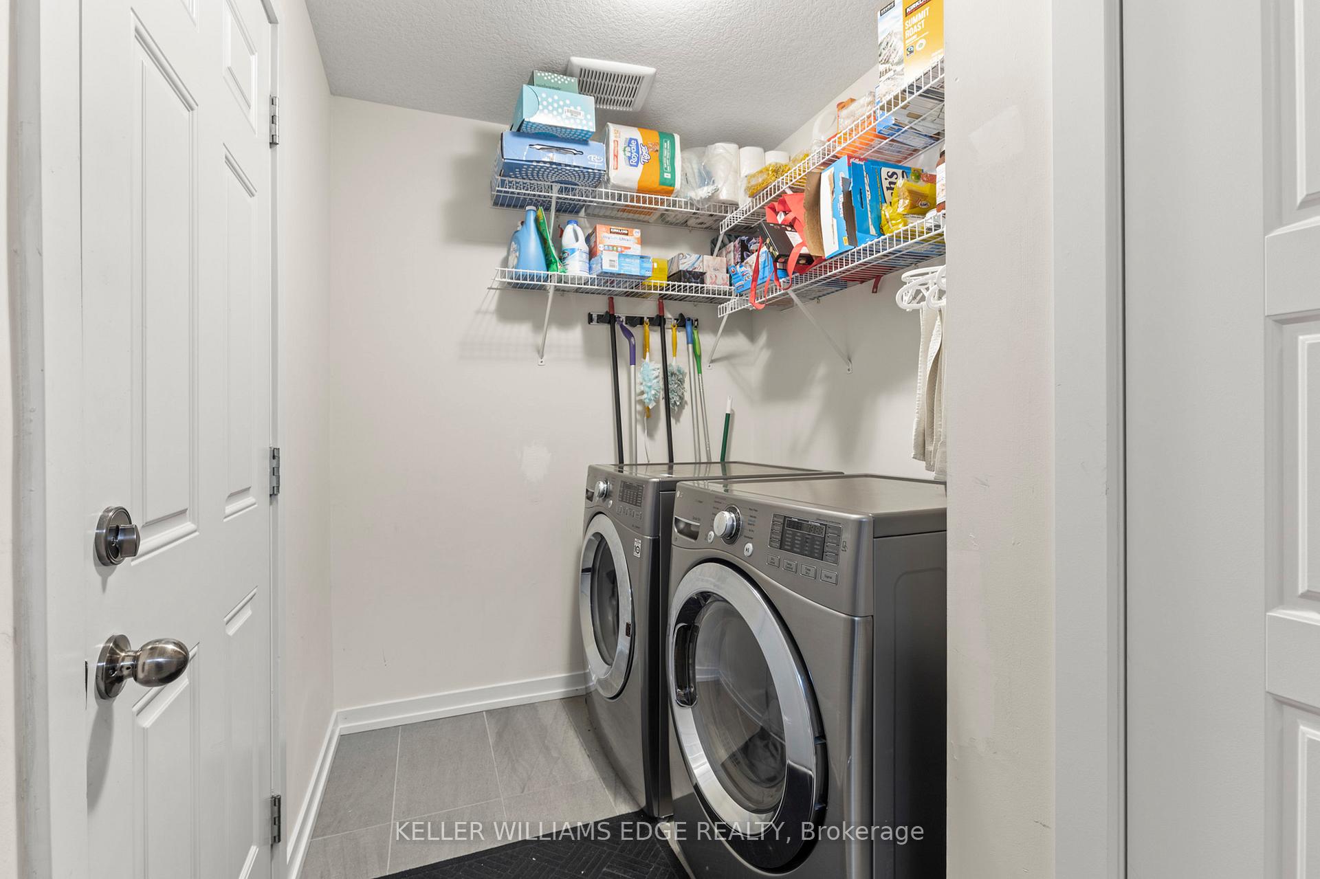 Photo 25 of 3 Pagebrook Crescent, Hamilton, Stoney Creek Mountain — HOMEH