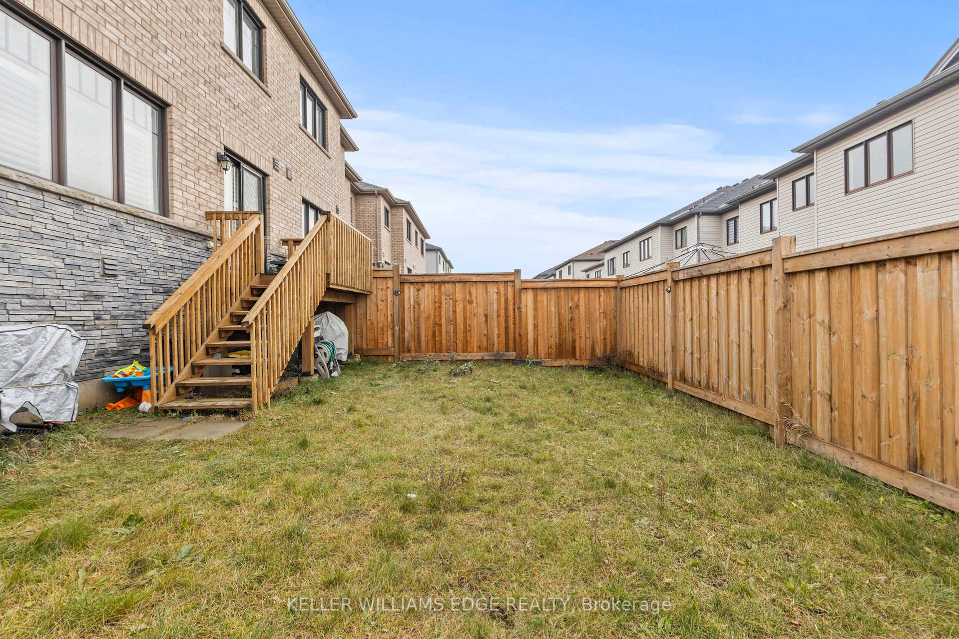 Photo 28 of 3 Pagebrook Crescent, Hamilton, Stoney Creek Mountain — HOMEH