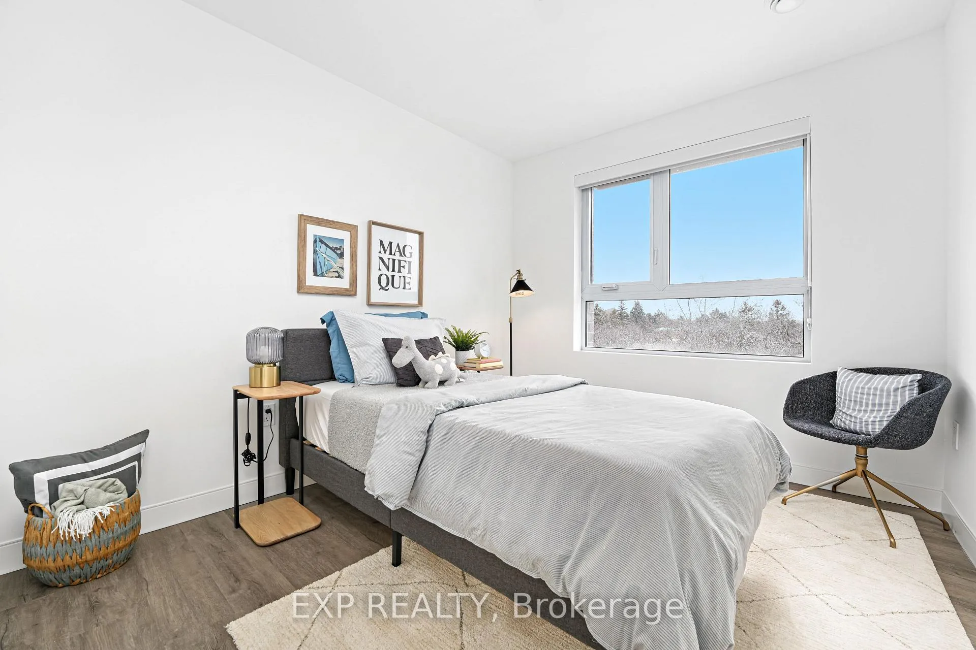 Photo 13 of Unit TH2, 100 Manett Crescent, Brampton, Brampton West — HOMEH