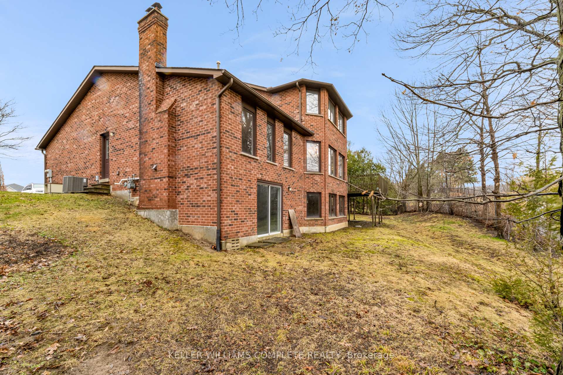 Photo 39 of 8 Soble Place, Hamilton, Dundas — HOMEH