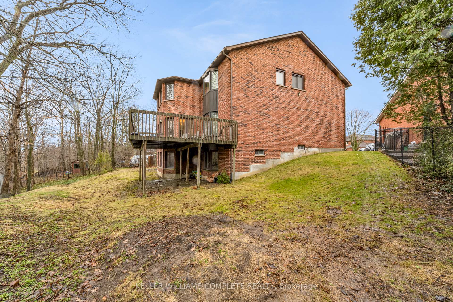 Photo 40 of 8 Soble Place, Hamilton, Dundas — HOMEH