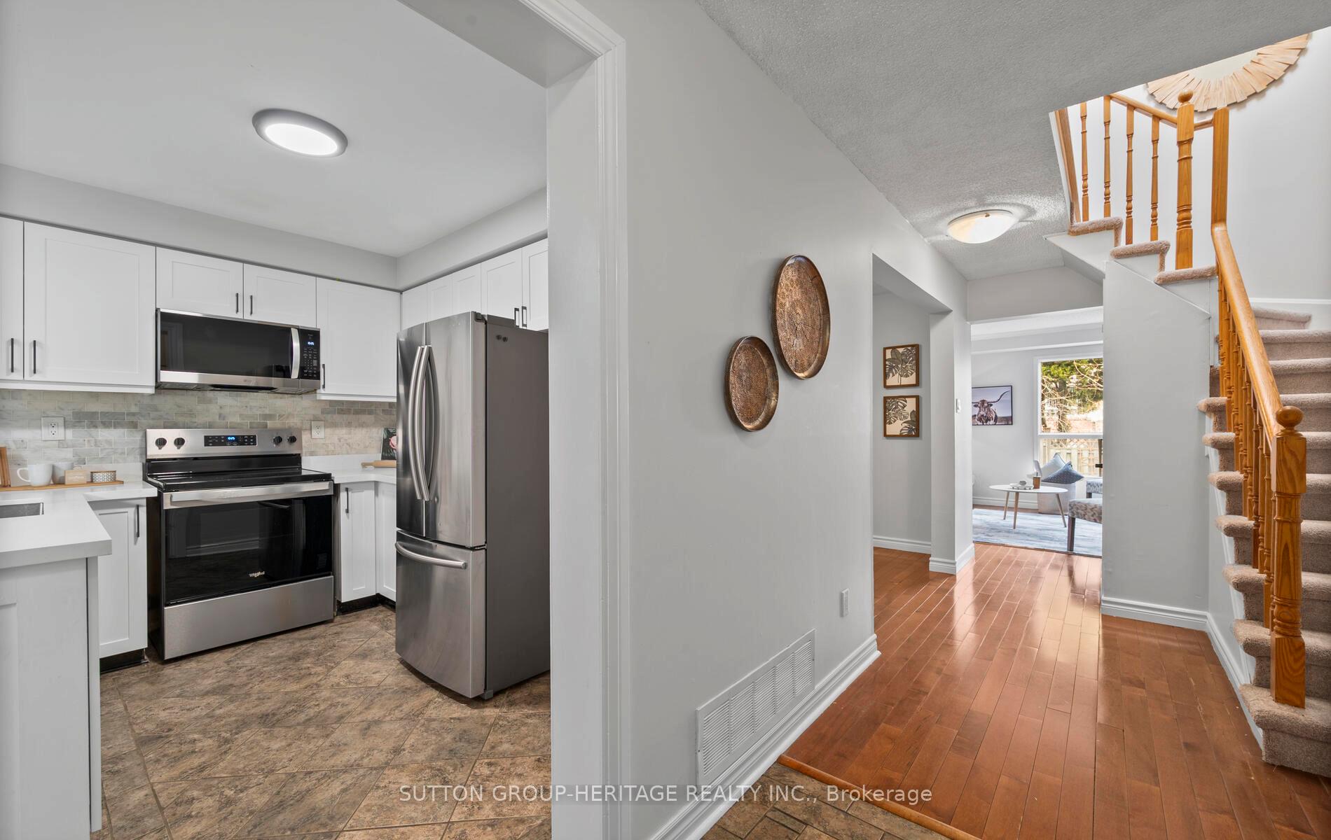 Photo 3 of 20 Hughes Crescent, Ajax, Central — HOMEH