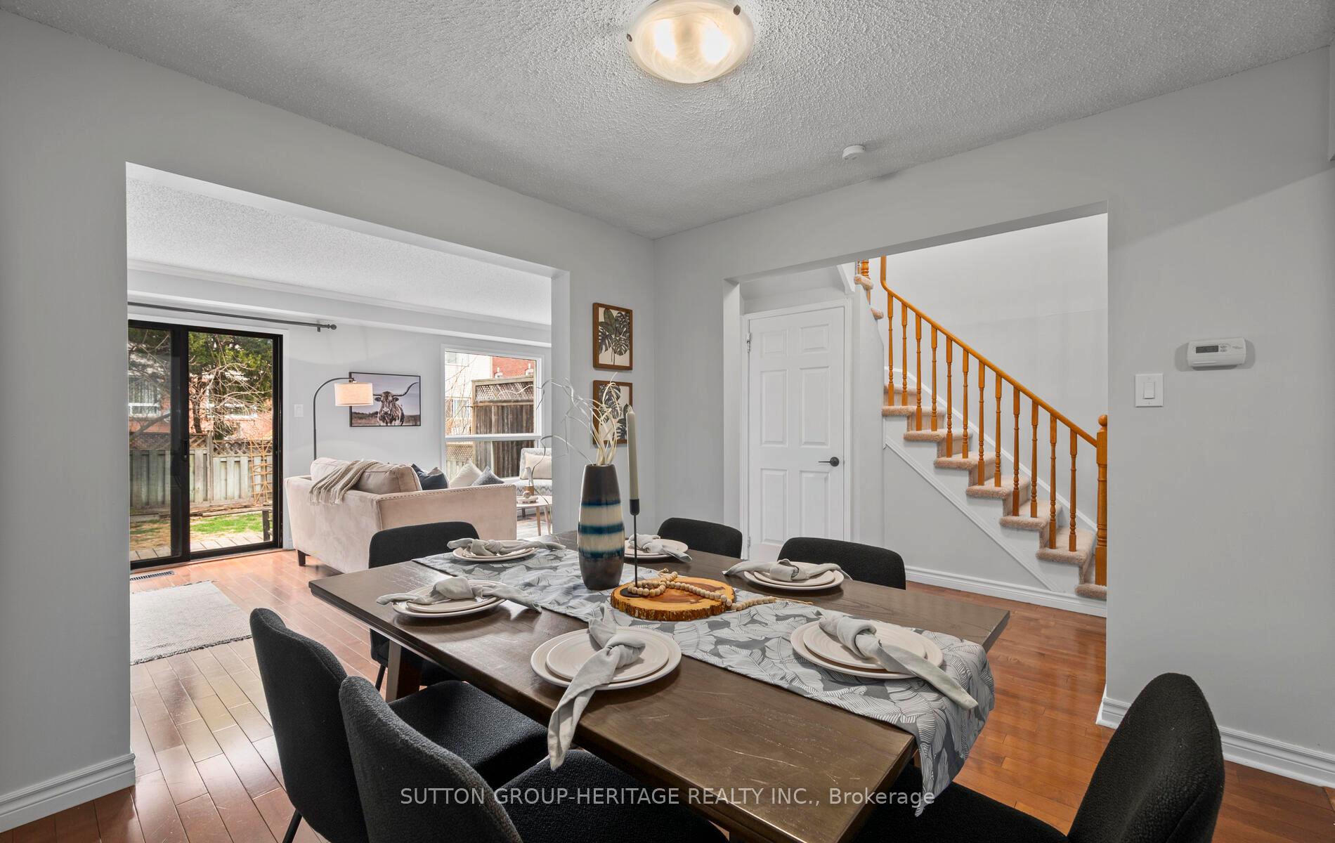 Photo 10 of 20 Hughes Crescent, Ajax, Central — HOMEH