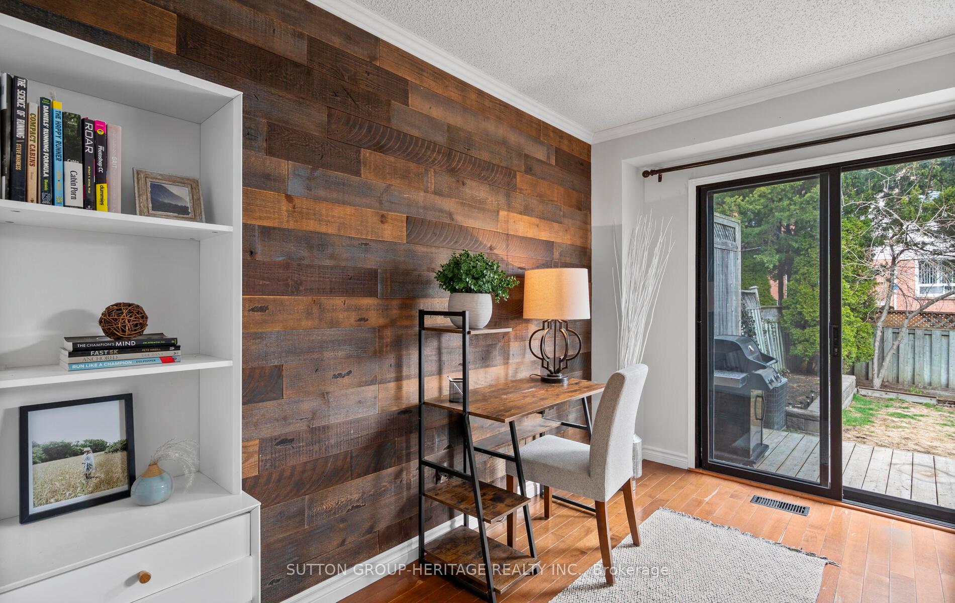 Photo 11 of 20 Hughes Crescent, Ajax, Central — HOMEH