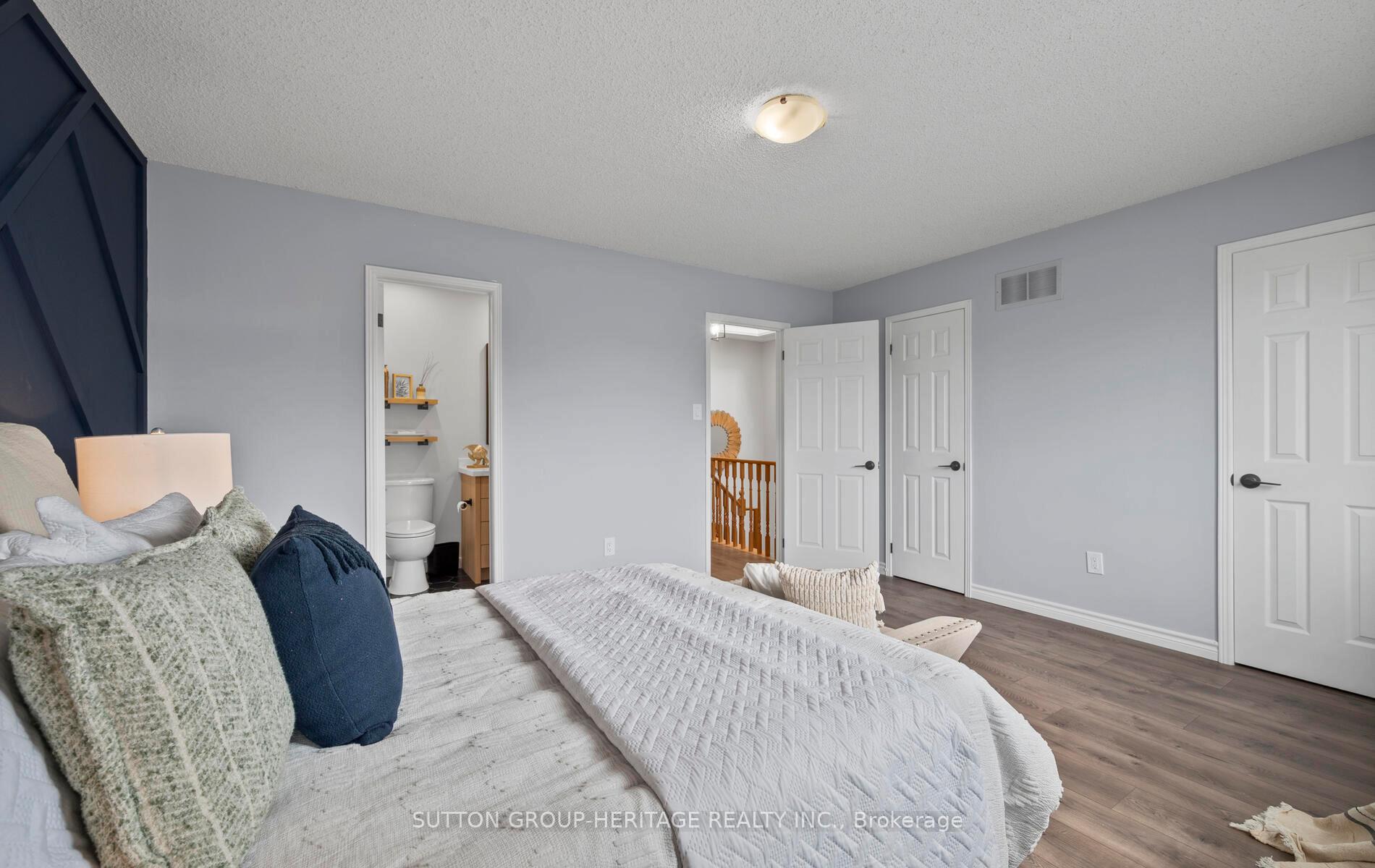 Photo 19 of 20 Hughes Crescent, Ajax, Central — HOMEH