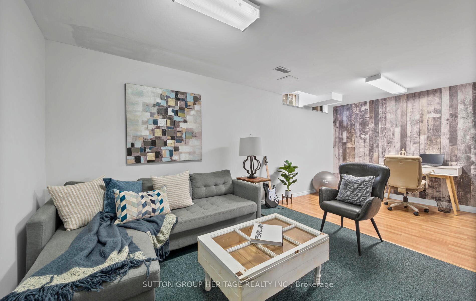 Photo 26 of 20 Hughes Crescent, Ajax, Central — HOMEH