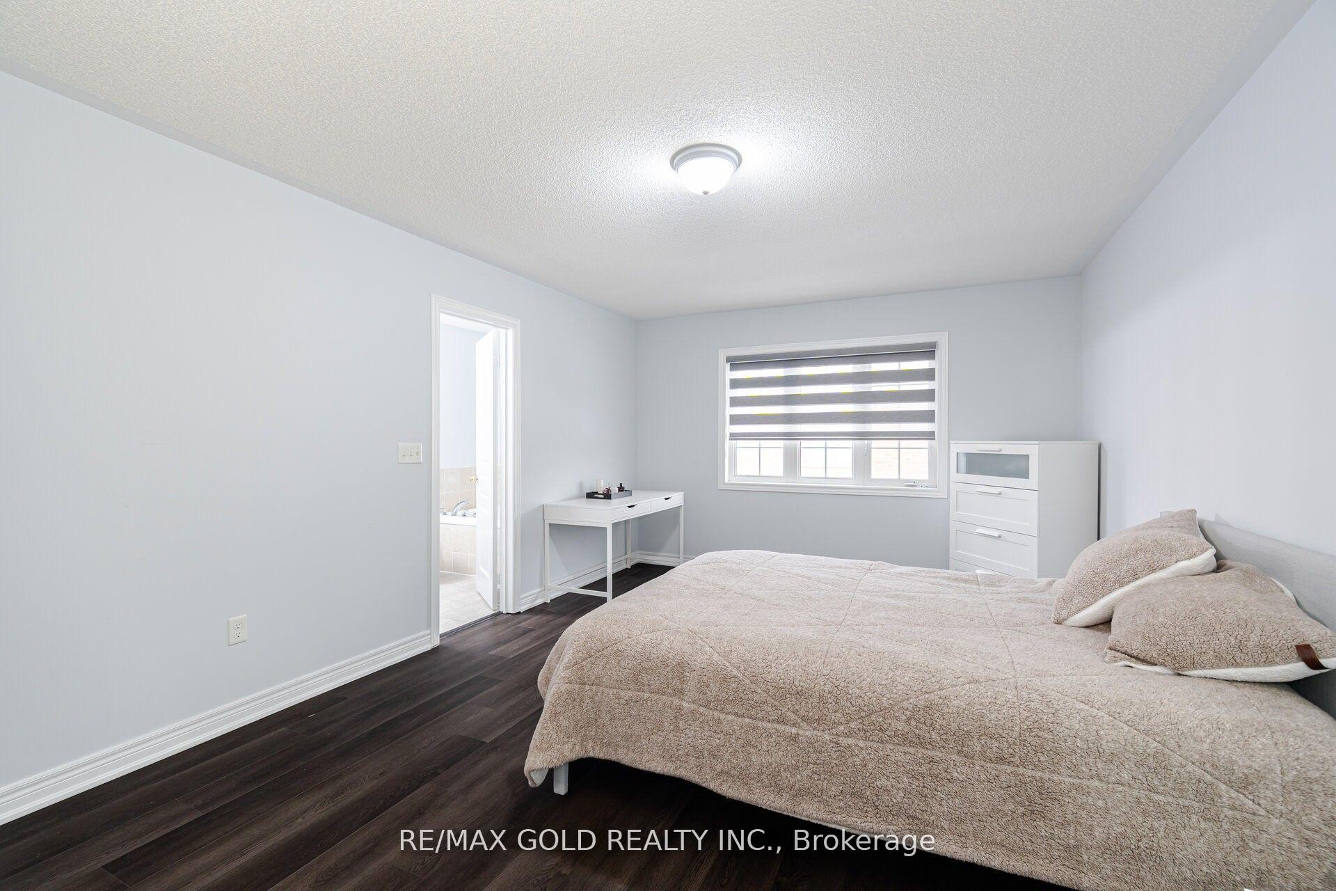 Photo 19 of 92 Vanderpool Crescent, Brampton, Bram East — HOMEH
