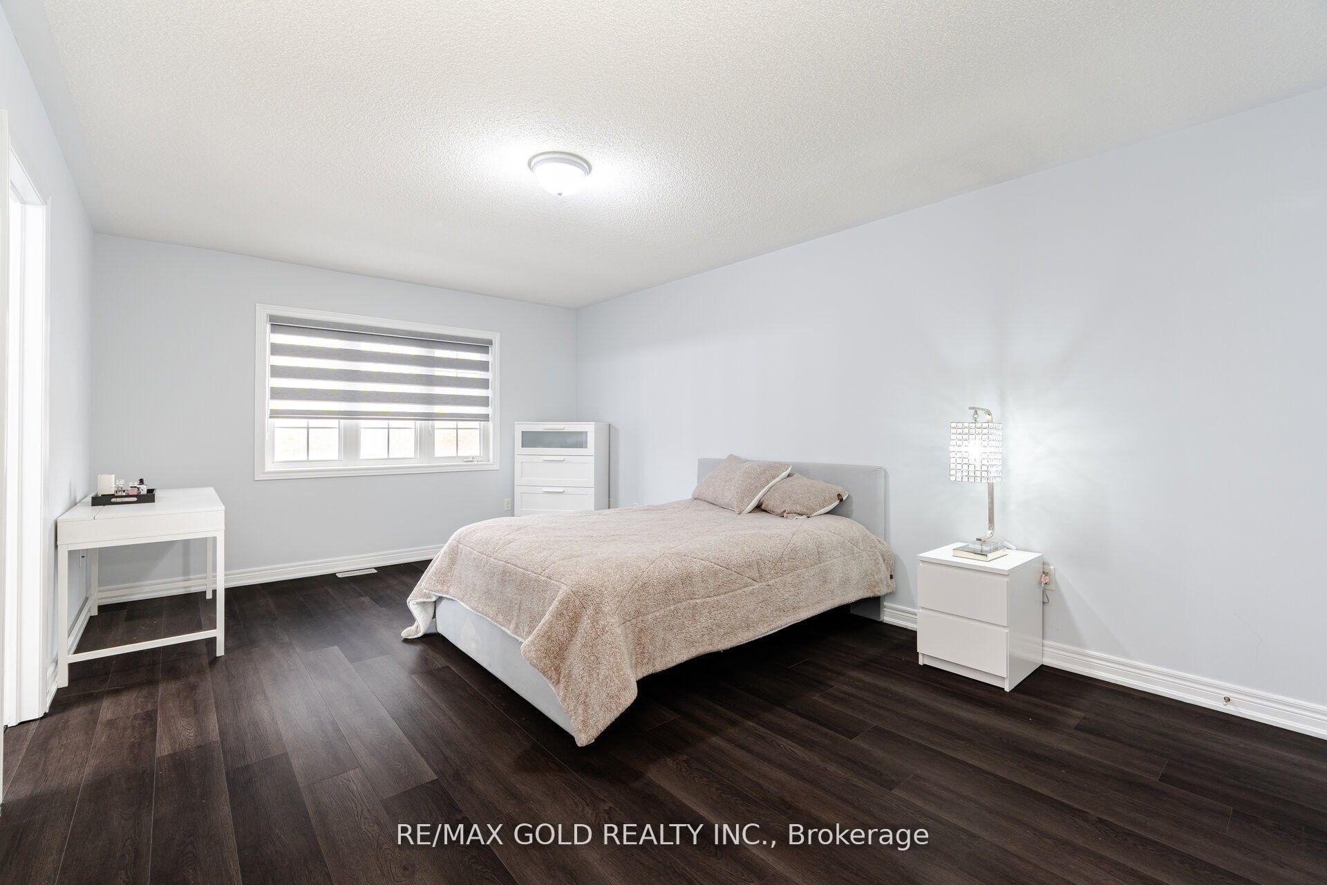 Photo 37 of 92 Vanderpool Crescent, Brampton, Bram East — HOMEH
