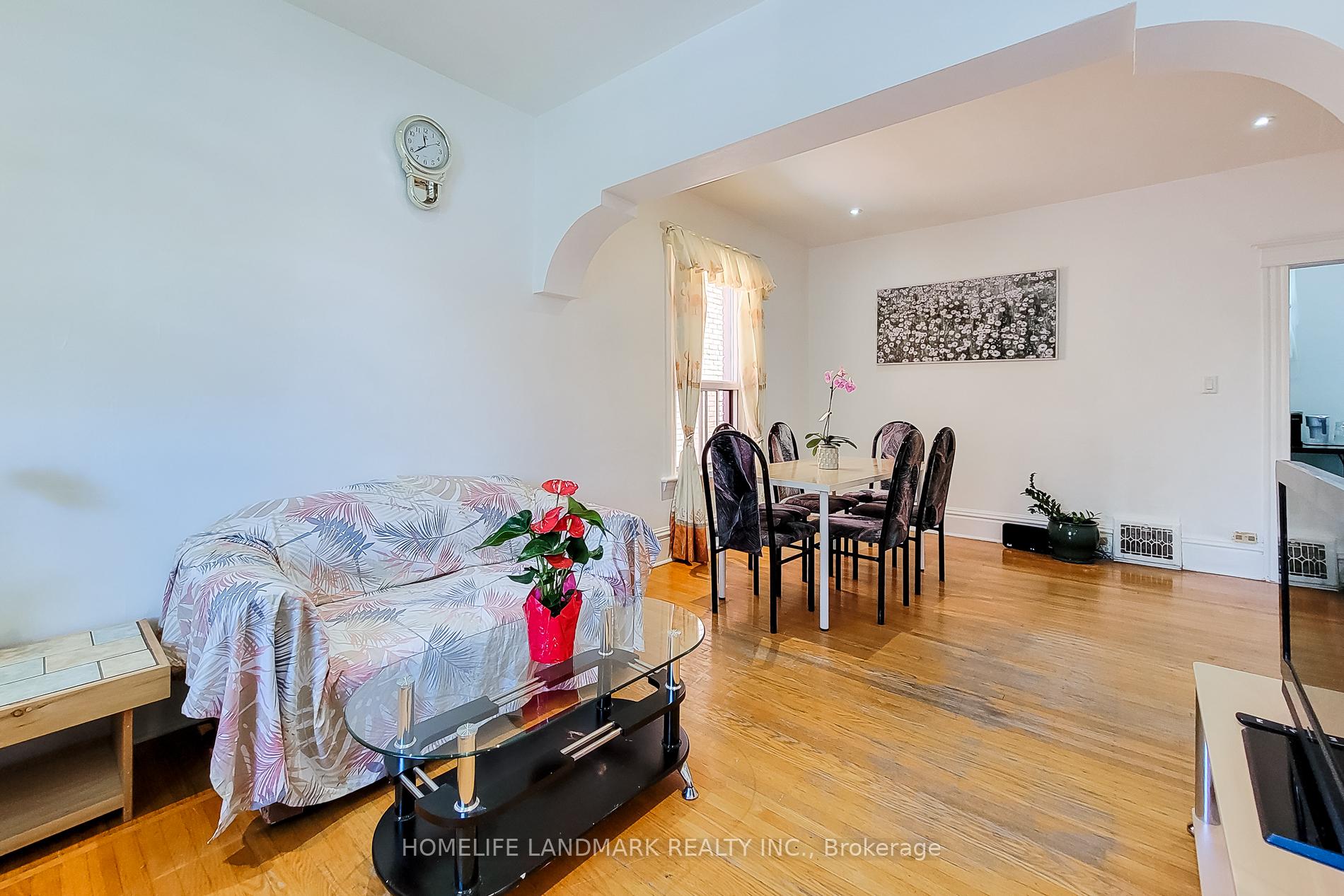 Photo 8 of 56 Arthur Avenue N, Hamilton, Gibson — HOMEH