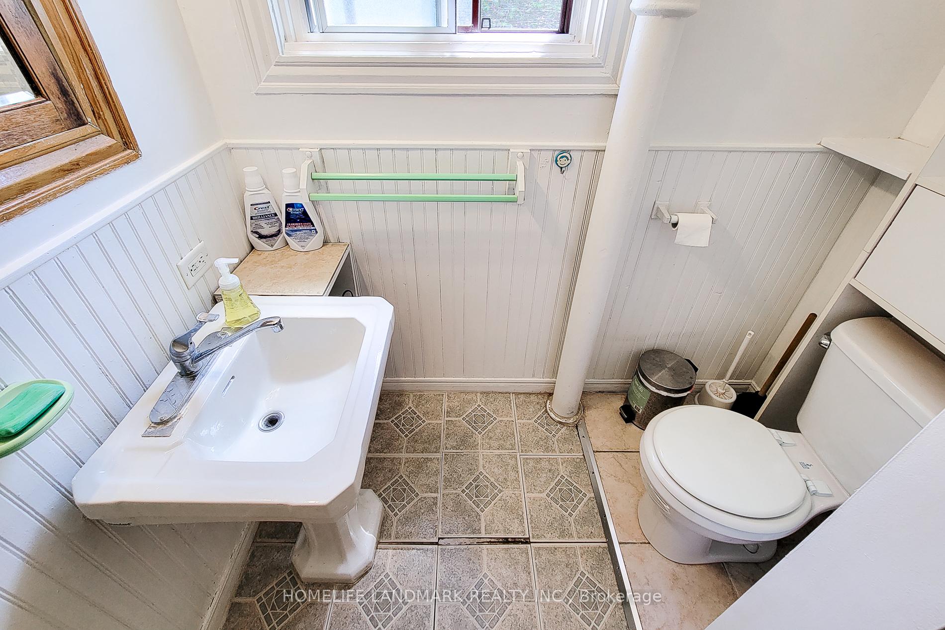 Photo 23 of 56 Arthur Avenue N, Hamilton, Gibson — HOMEH