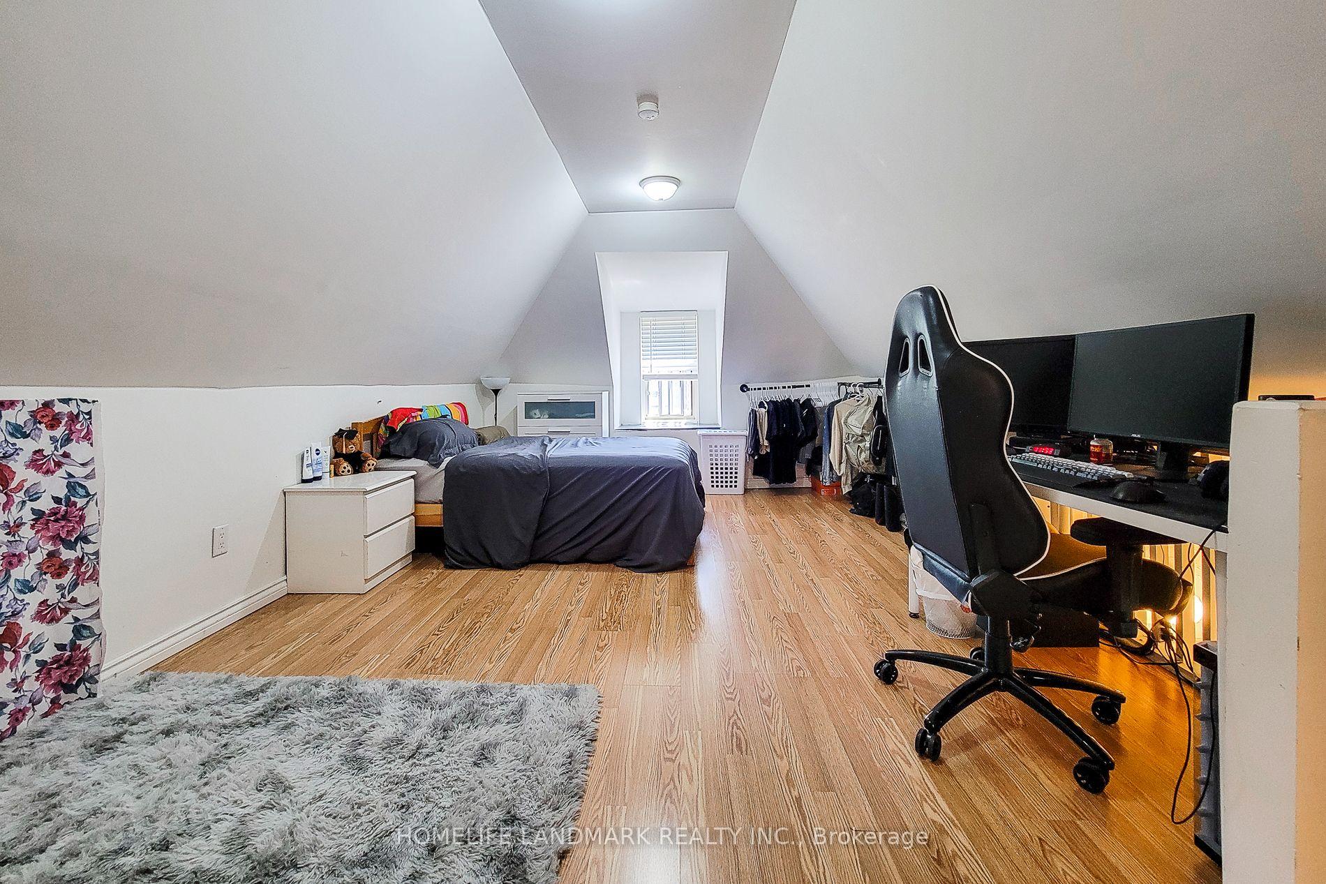Photo 26 of 56 Arthur Avenue N, Hamilton, Gibson — HOMEH
