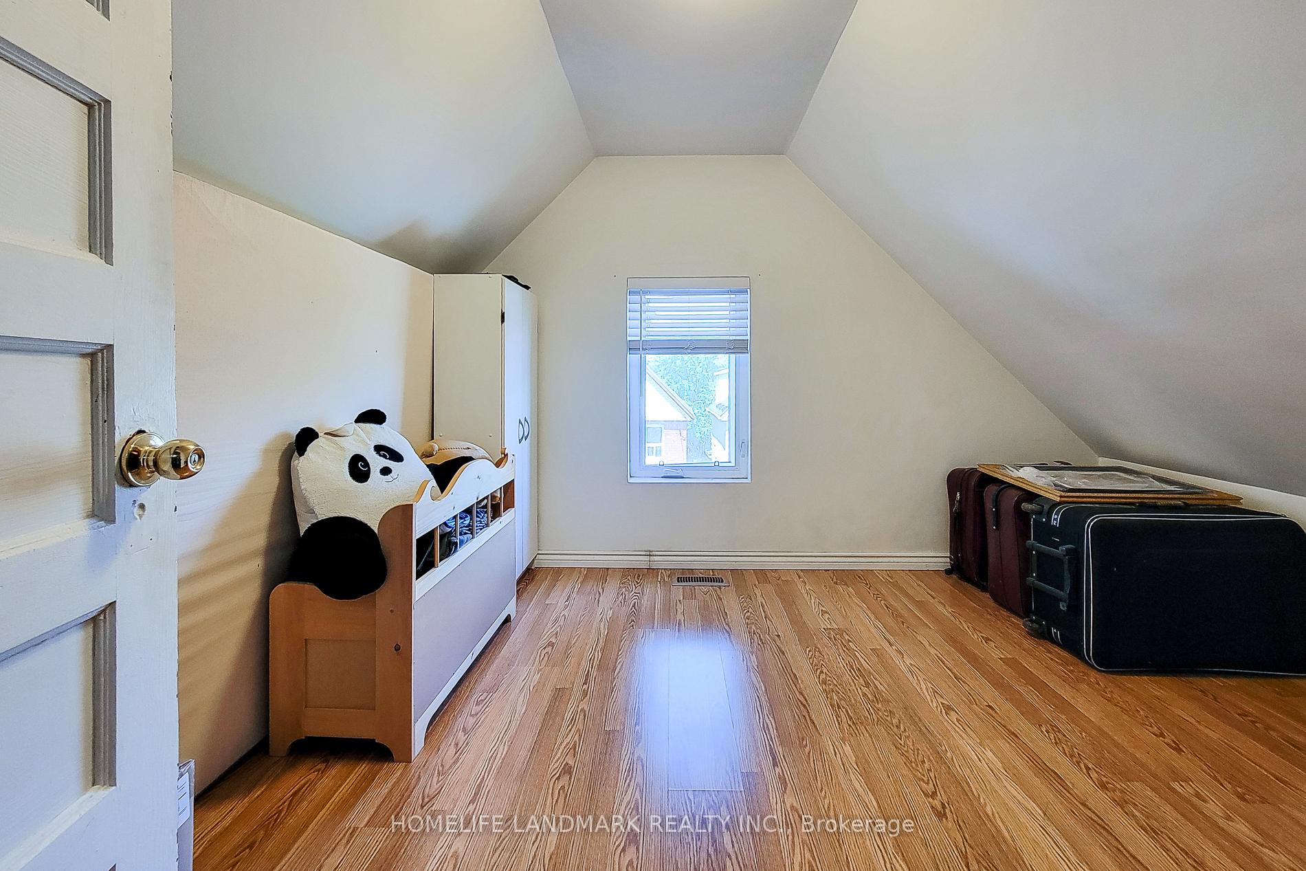 Photo 29 of 56 Arthur Avenue N, Hamilton, Gibson — HOMEH