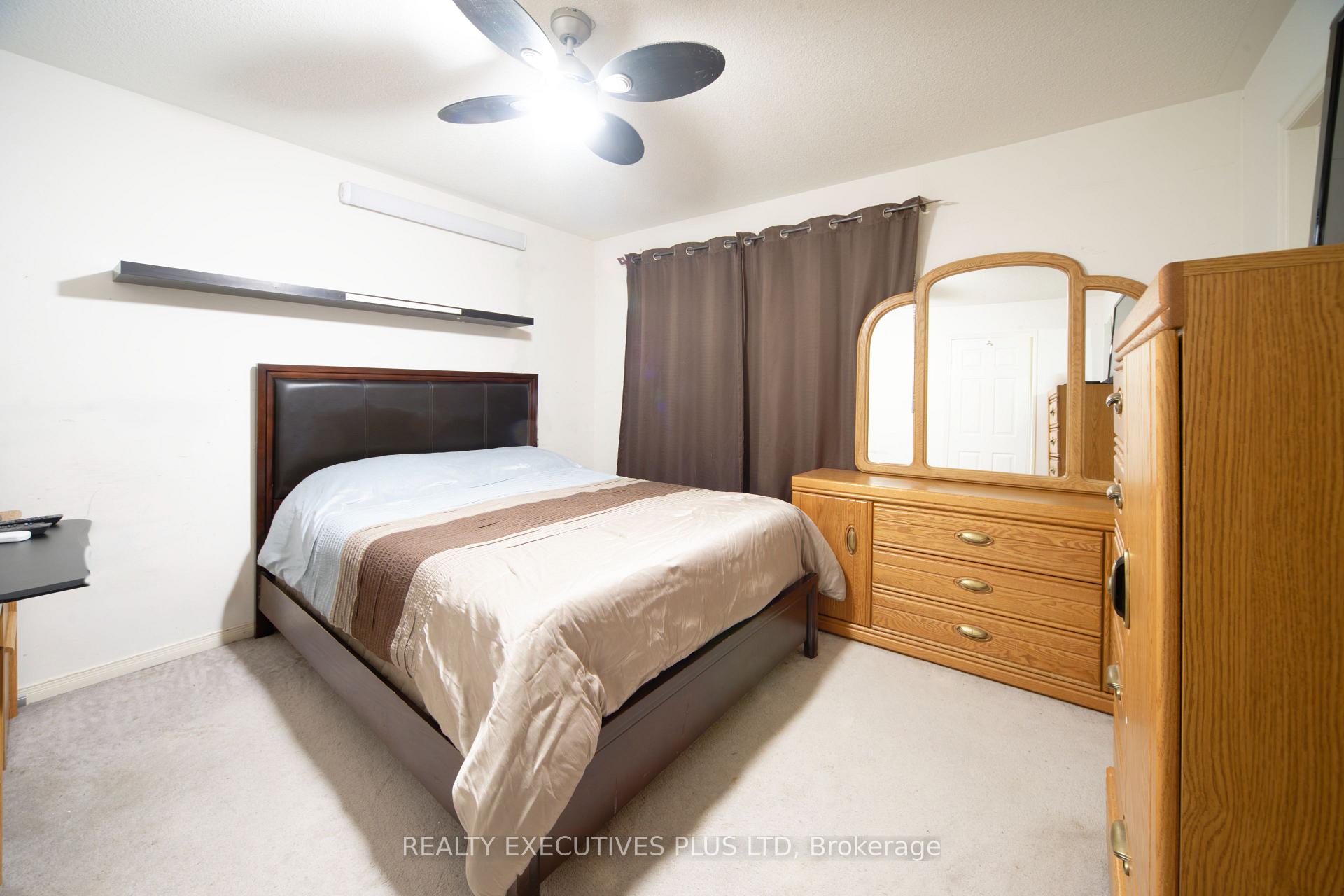 Photo 8 of 162 Provincial Place, Brampton, Northgate — HOMEH