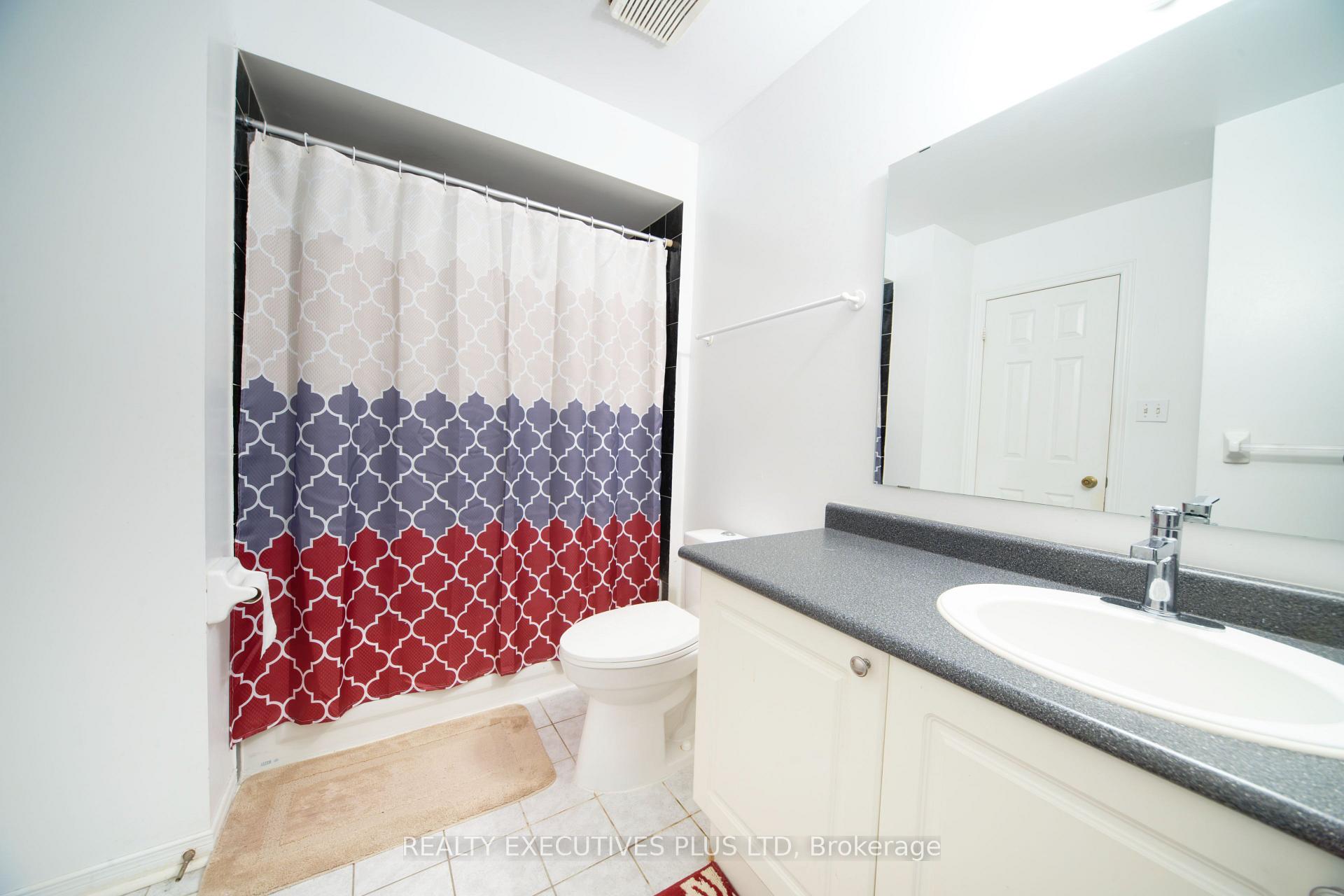 Photo 9 of 162 Provincial Place, Brampton, Northgate — HOMEH
