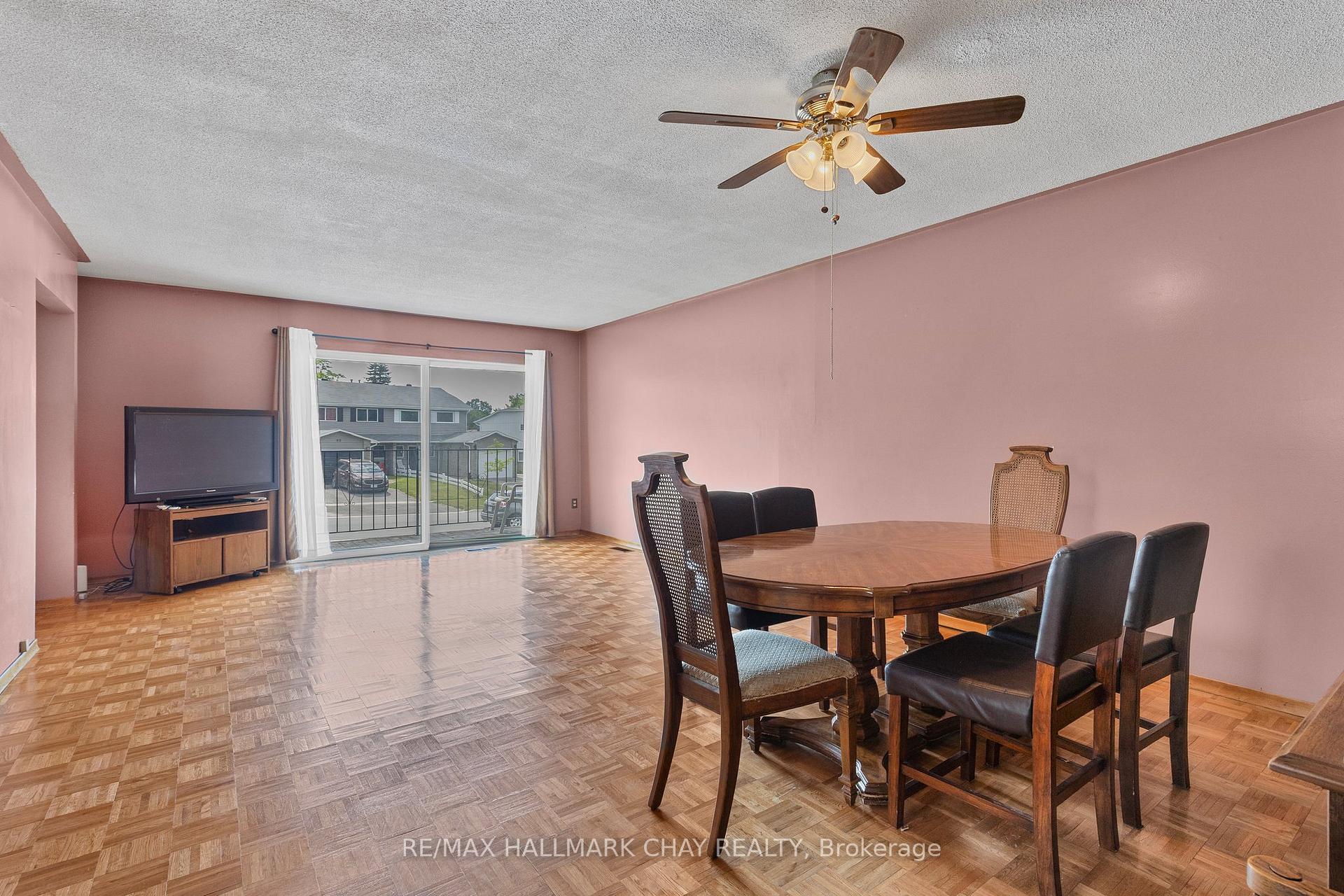 Photo 11 of 66 Highcroft Road, Barrie, Allandale Heights — HOMEH