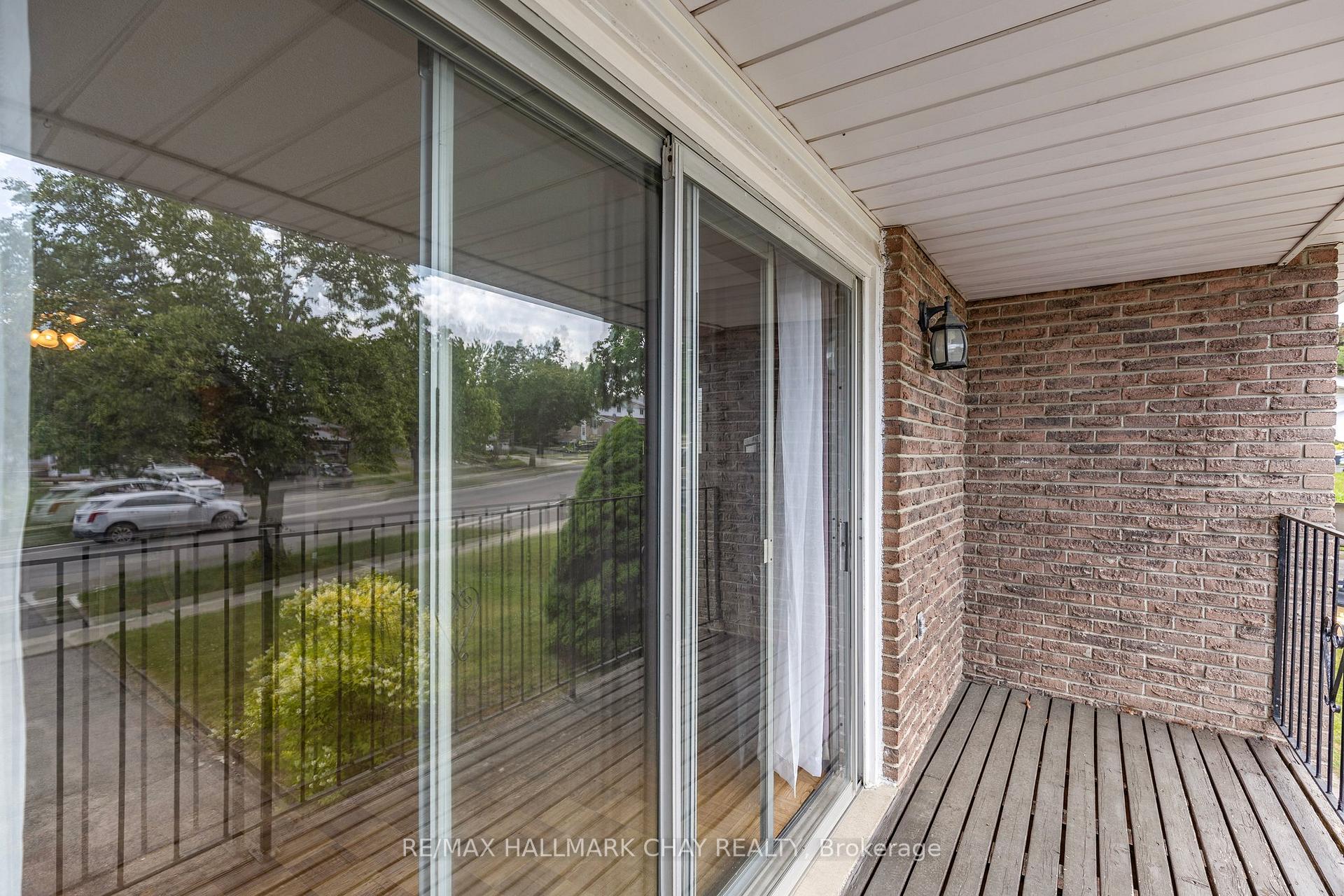 Photo 12 of 66 Highcroft Road, Barrie, Allandale Heights — HOMEH