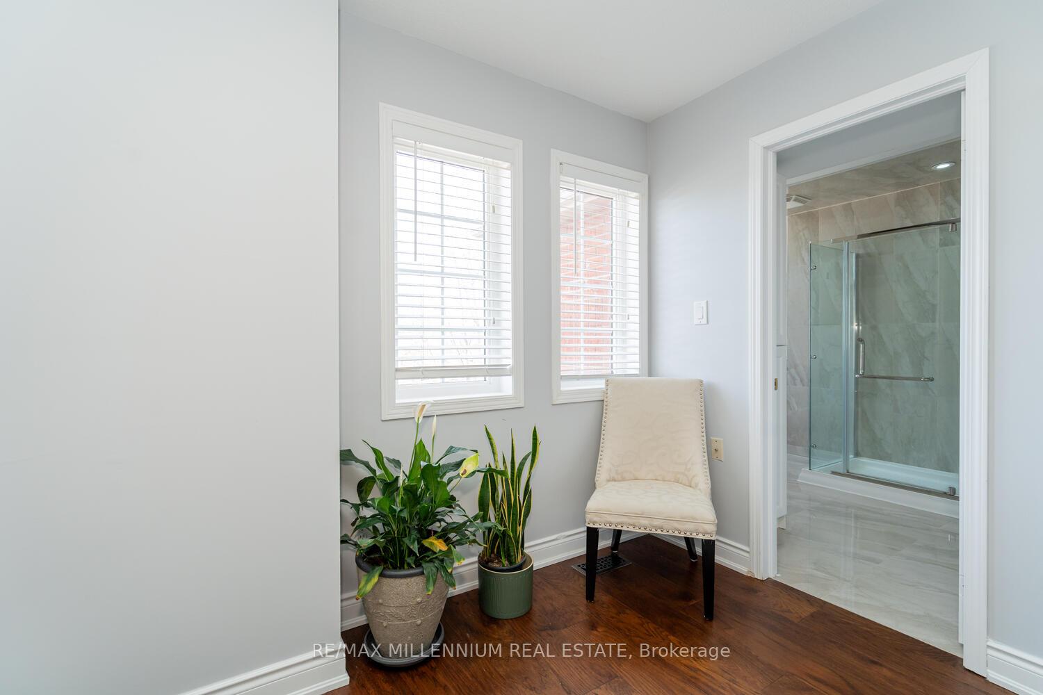 Photo 32 of 62 Dunvegan Crescent, Brampton, Fletcher's Meadow — HOMEH