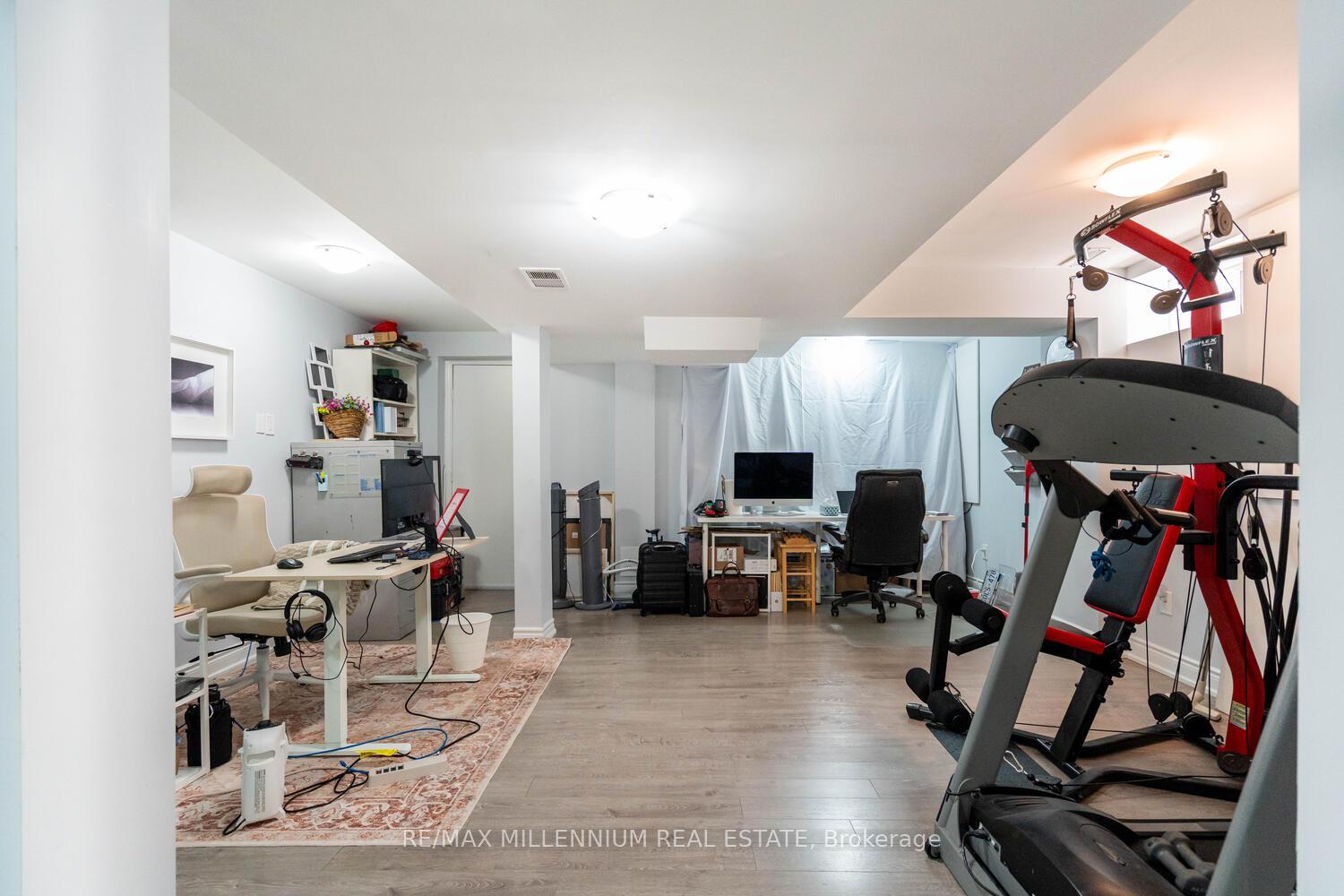 Photo 40 of 62 Dunvegan Crescent, Brampton, Fletcher's Meadow — HOMEH