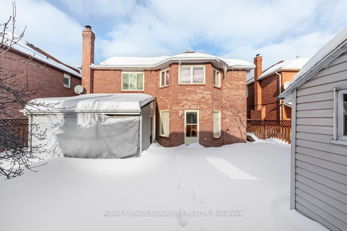Photo 18 of 7 Casper Crescent, Brampton, Fletcher's Creek South — HOMEH