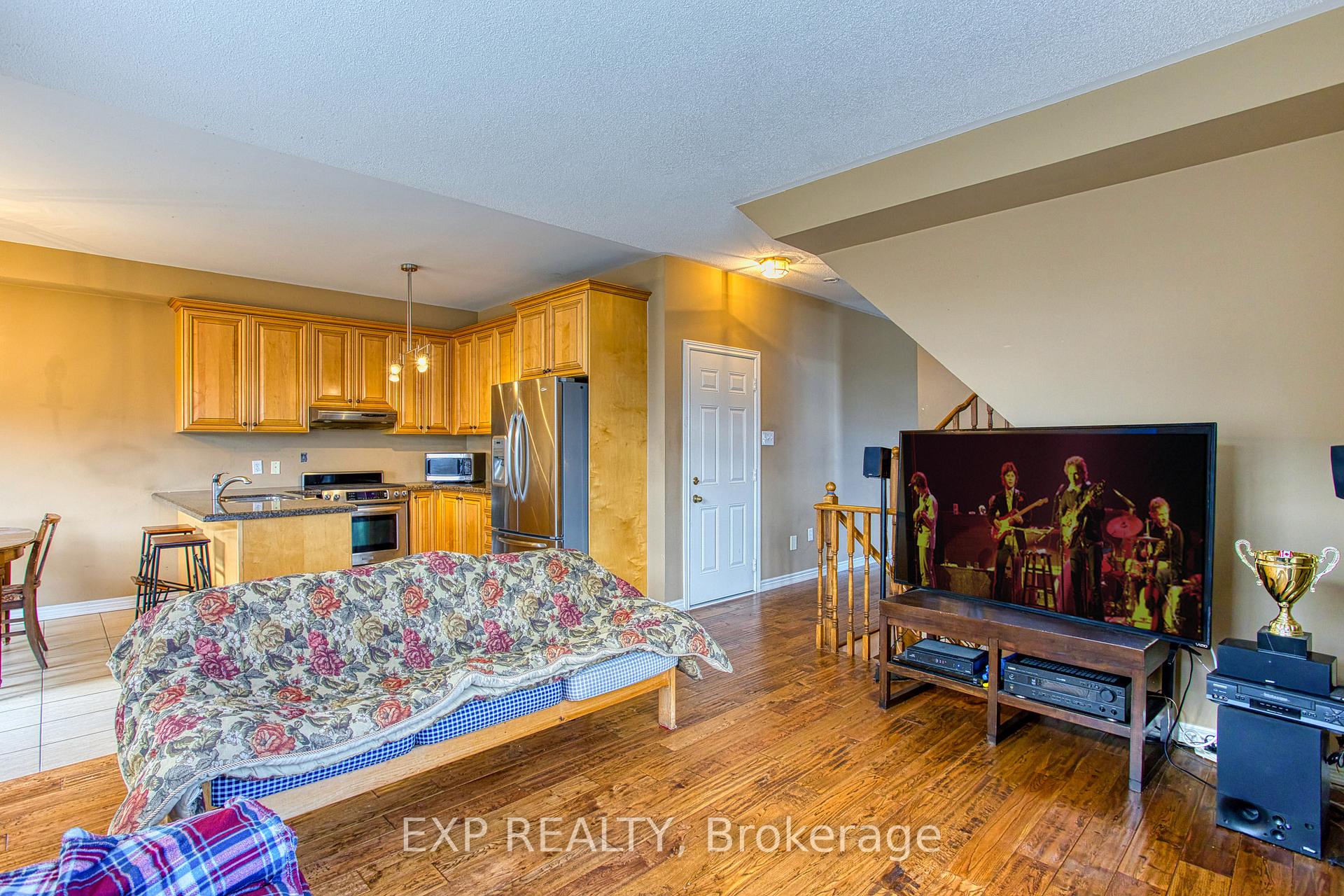 Photo 15 of 3 Springstead Avenue, Hamilton, Winona Park — HOMEH