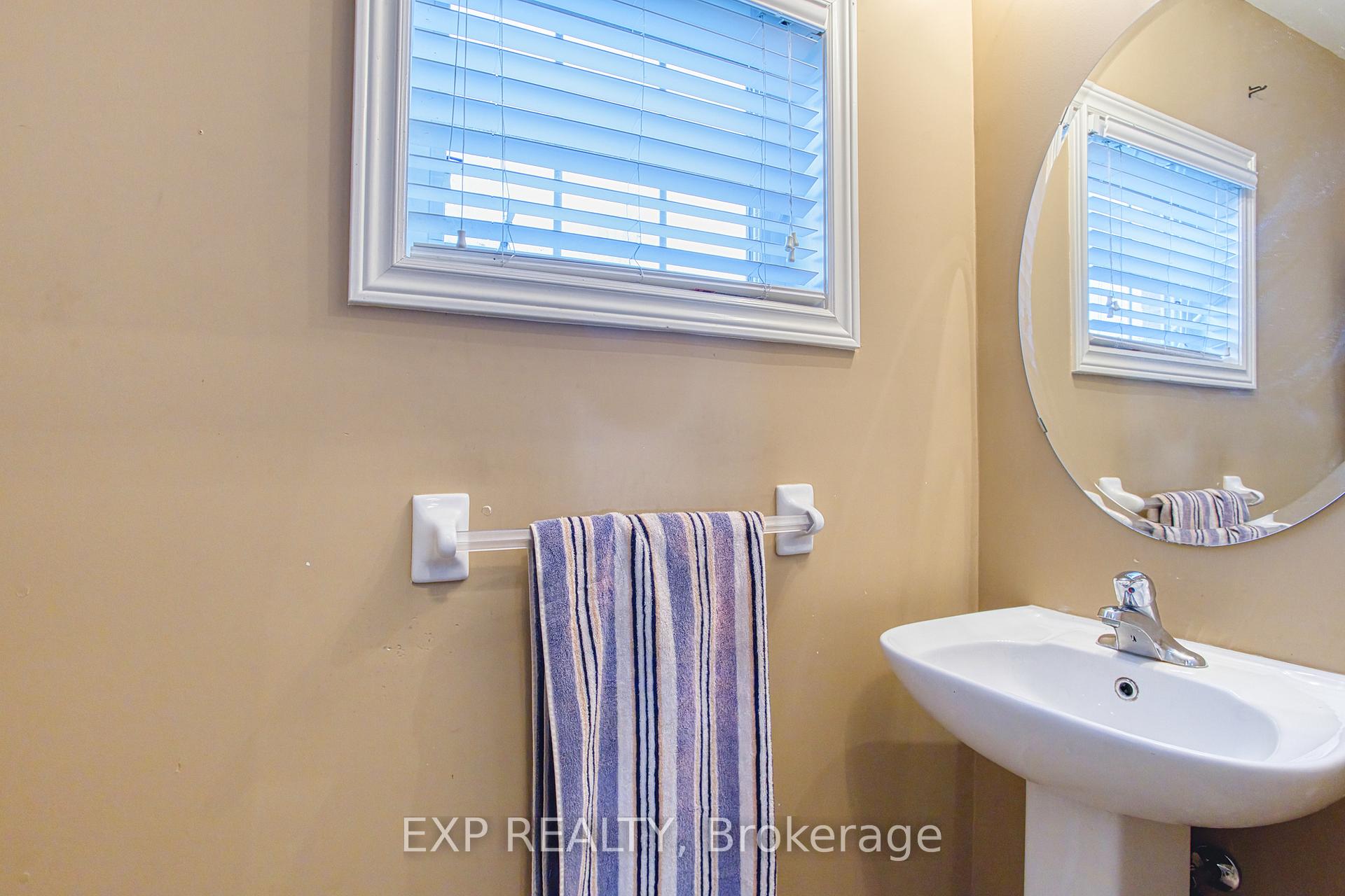 Photo 16 of 3 Springstead Avenue, Hamilton, Winona Park — HOMEH