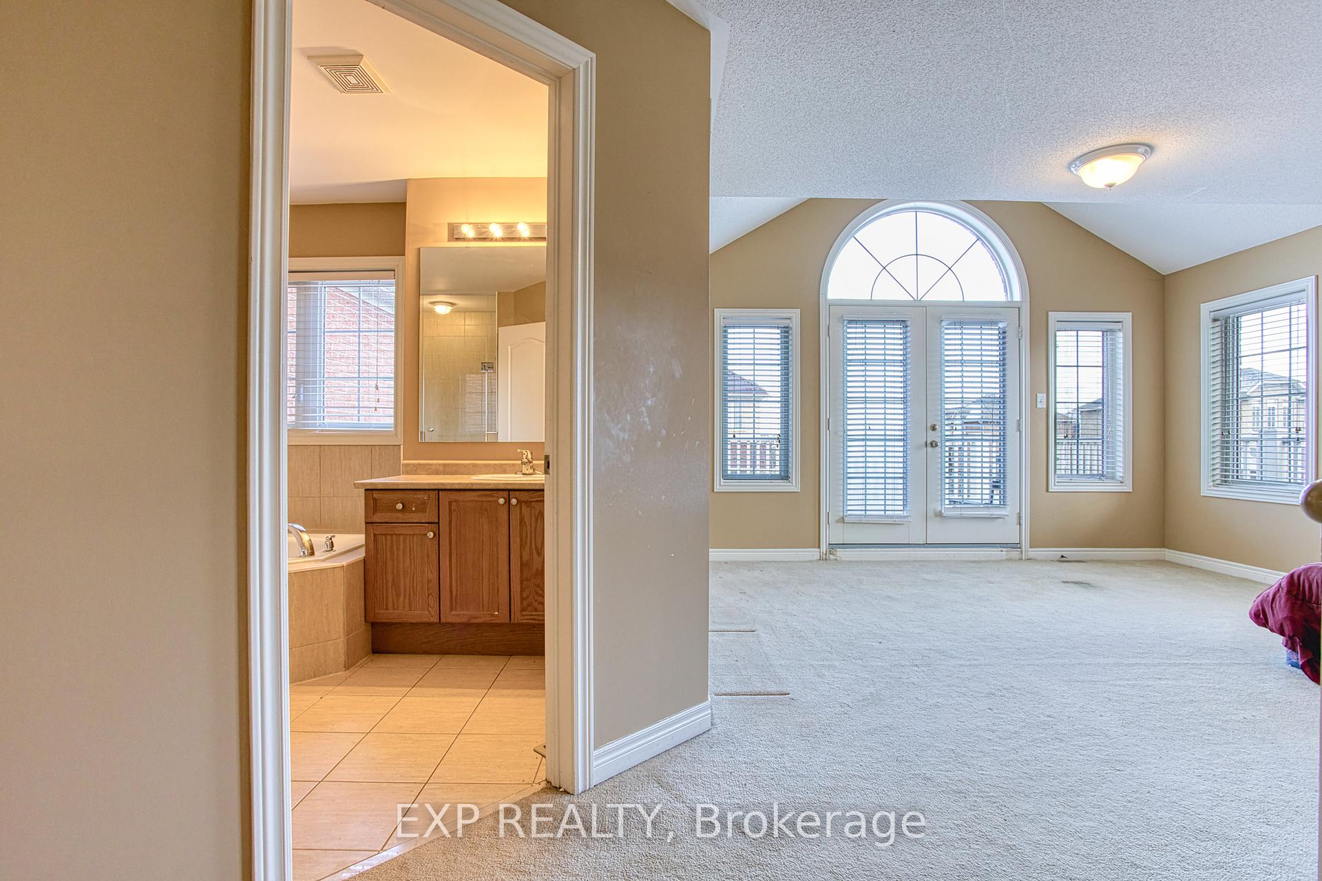 Photo 17 of 3 Springstead Avenue, Hamilton, Winona Park — HOMEH