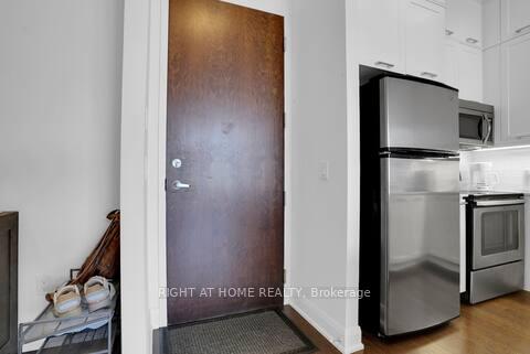 Photo 9 of Unit 719, 2480 Prince Michael Drive, Oakville, Joshua Creek — HOMEH