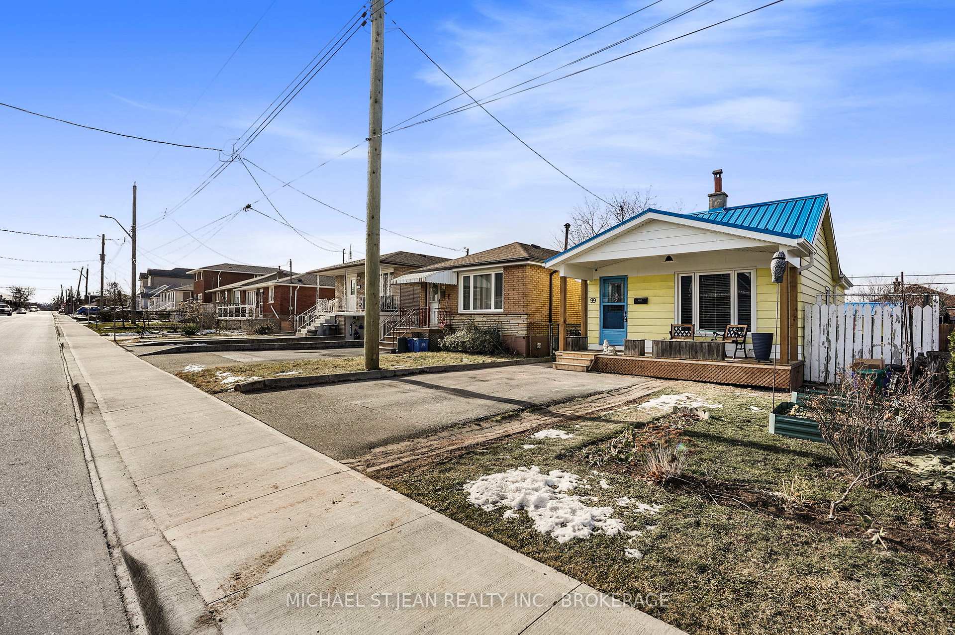 Photo 4 of 99 Beland Avenue N, Hamilton, McQuesten — HOMEH