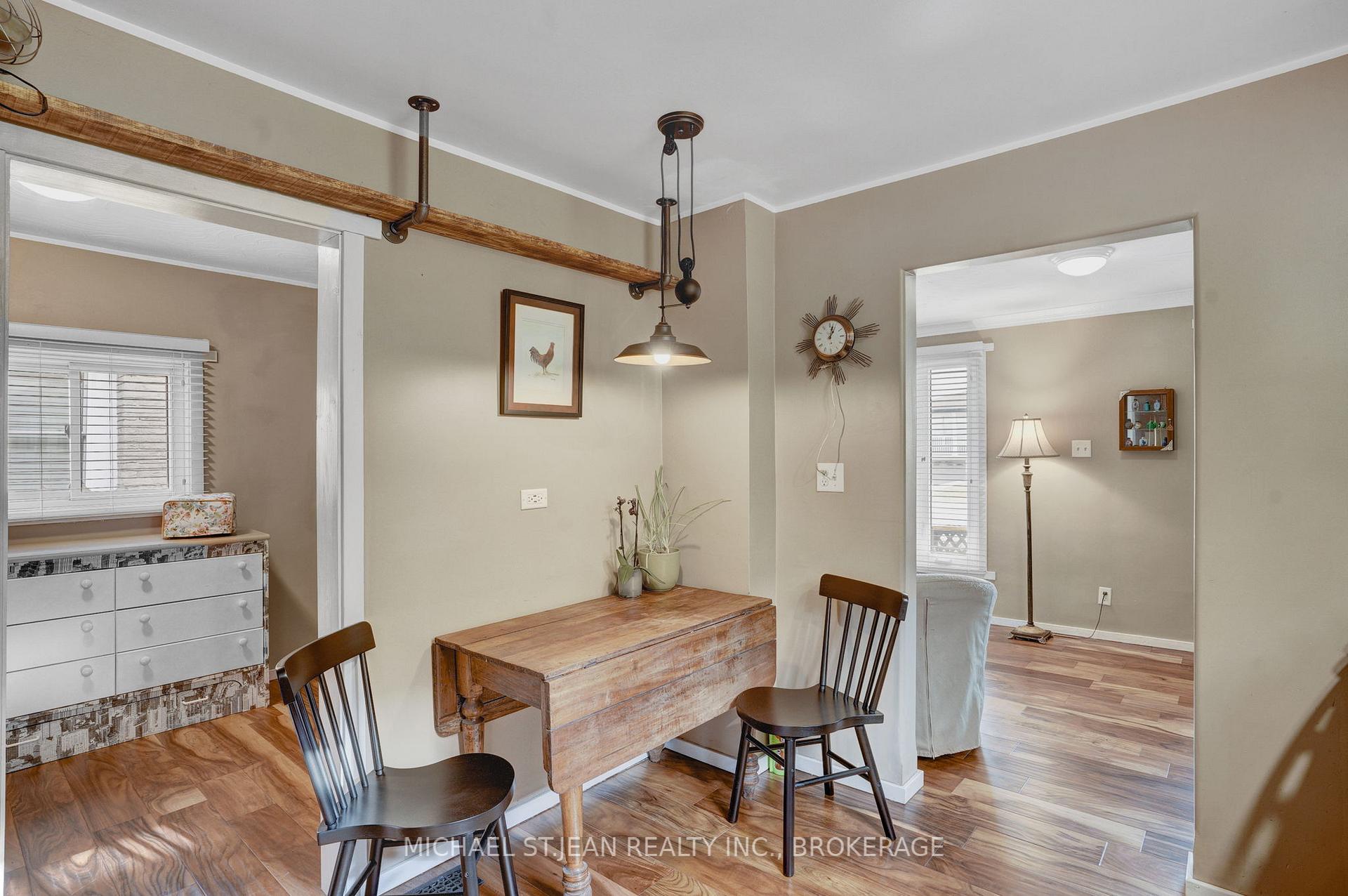 Photo 10 of 99 Beland Avenue N, Hamilton, McQuesten — HOMEH