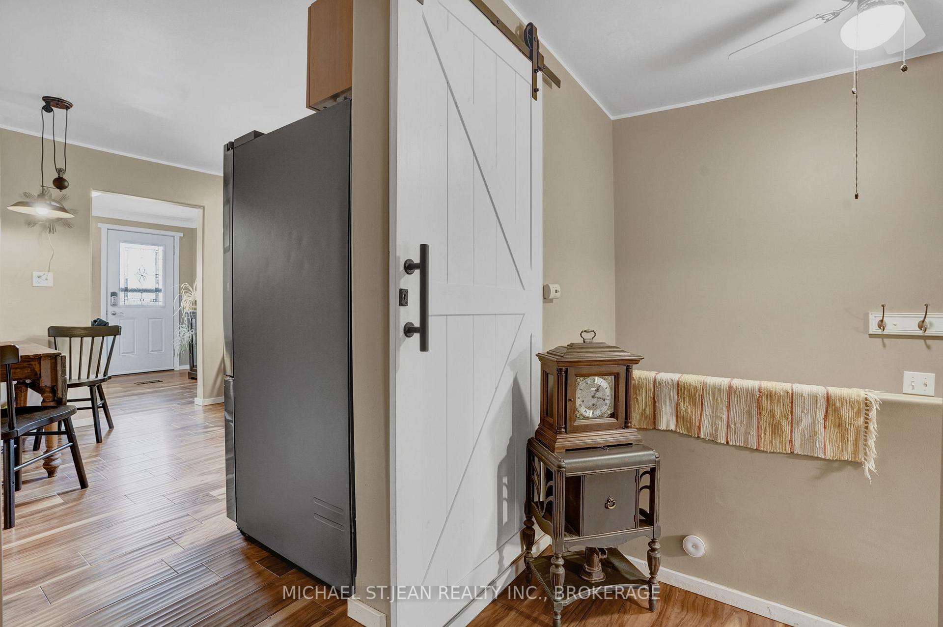 Photo 21 of 99 Beland Avenue N, Hamilton, McQuesten — HOMEH