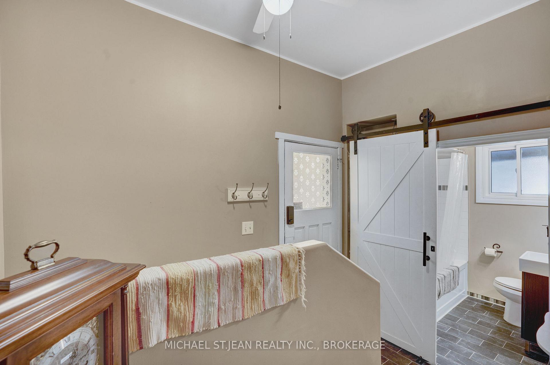 Photo 23 of 99 Beland Avenue N, Hamilton, McQuesten — HOMEH