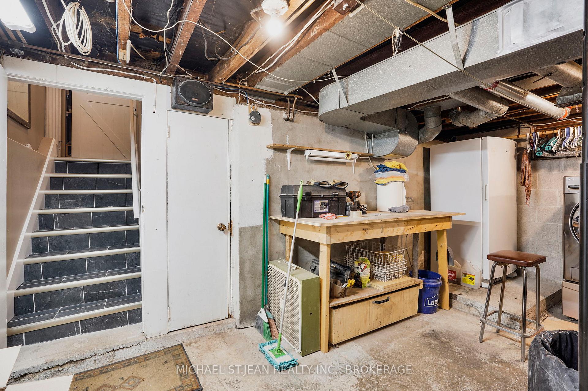 Photo 30 of 99 Beland Avenue N, Hamilton, McQuesten — HOMEH